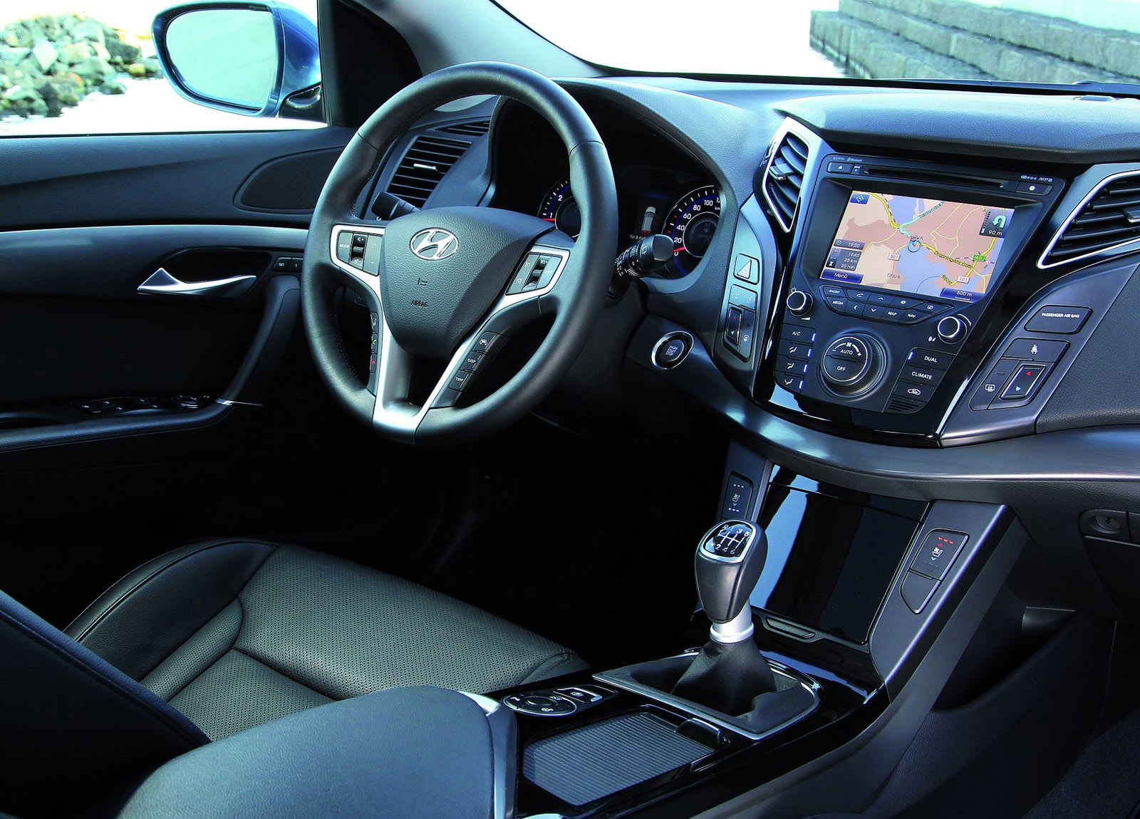 Hyundai i40 Wagon photo #92
