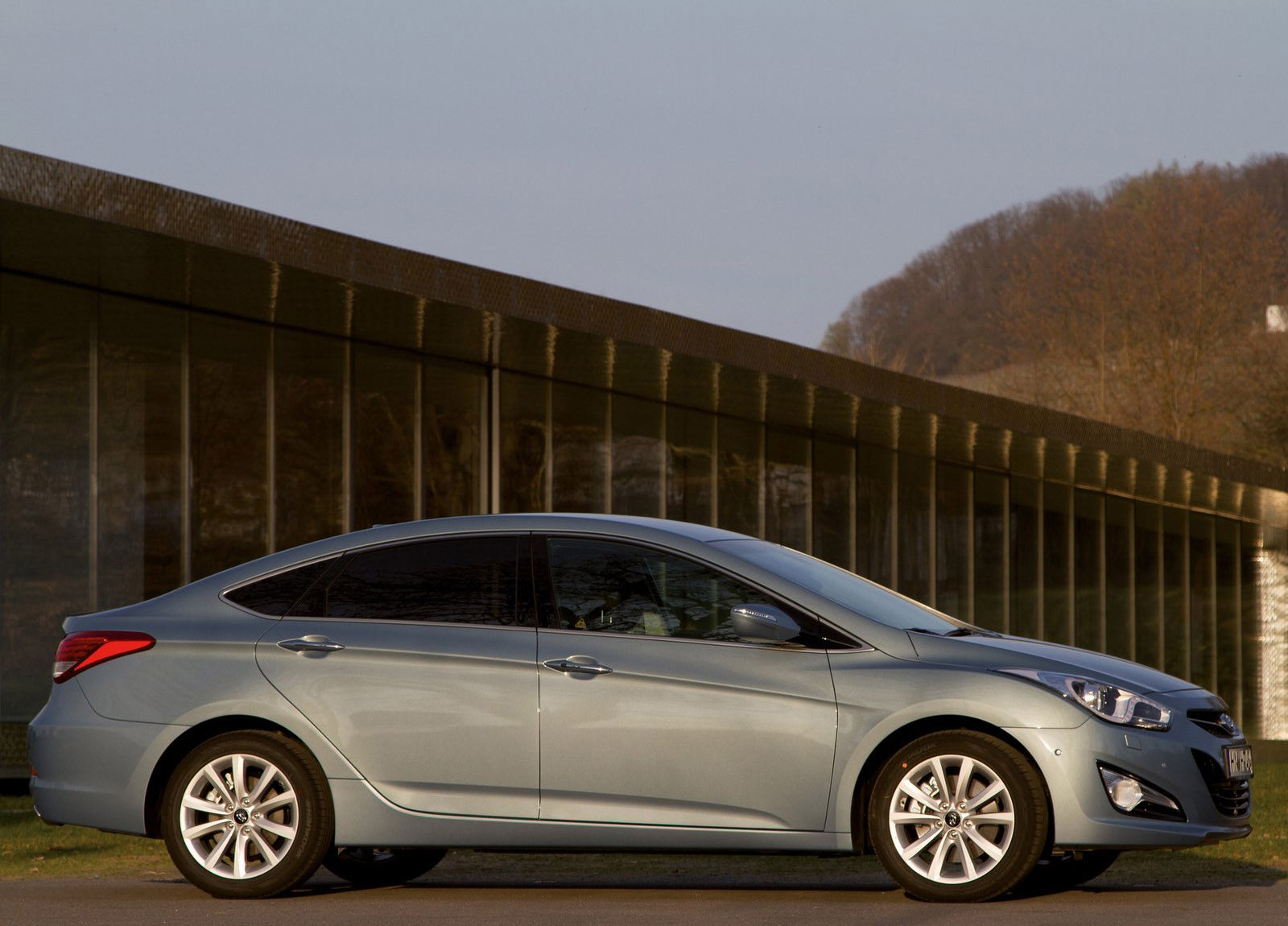 Hyundai i40 photo #36