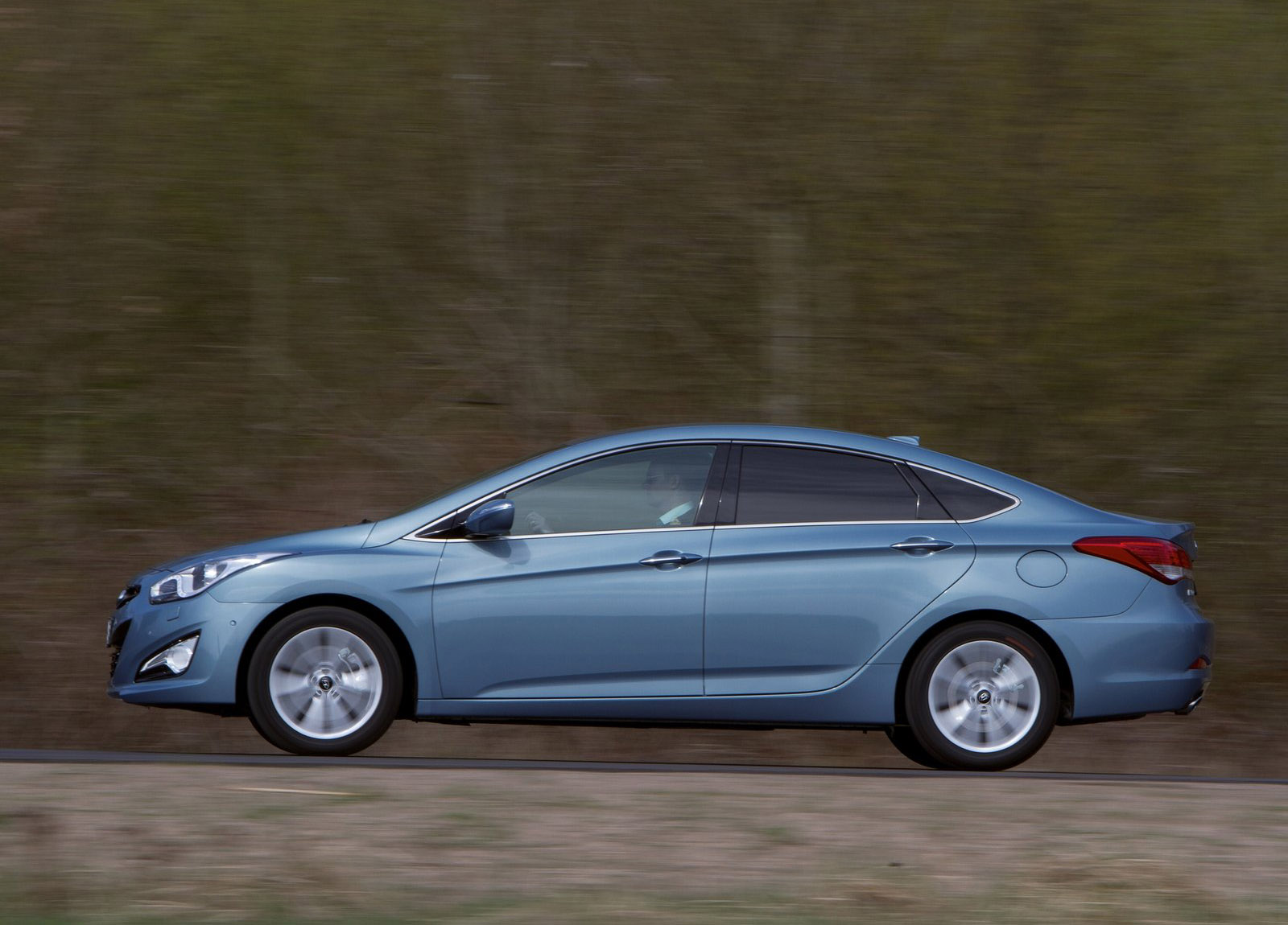 Hyundai i40 photo #39