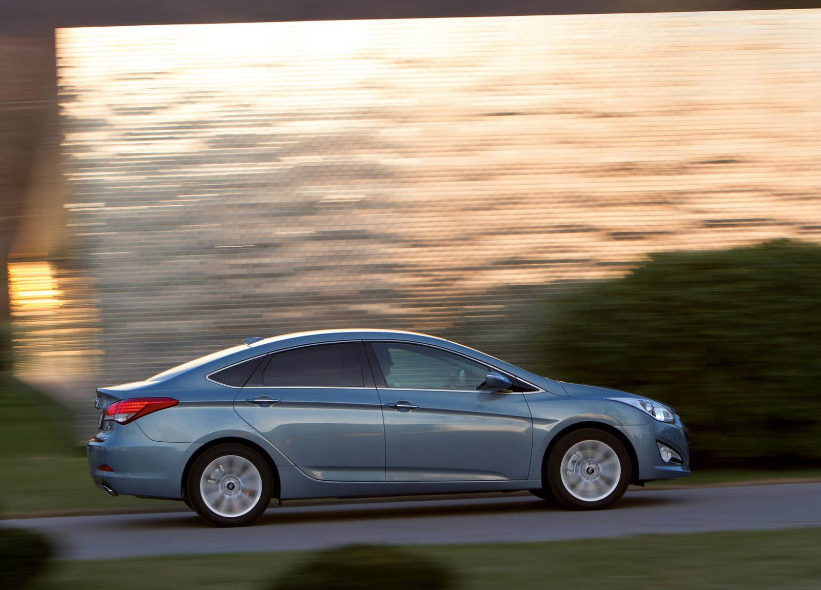 Hyundai i40 photo #43