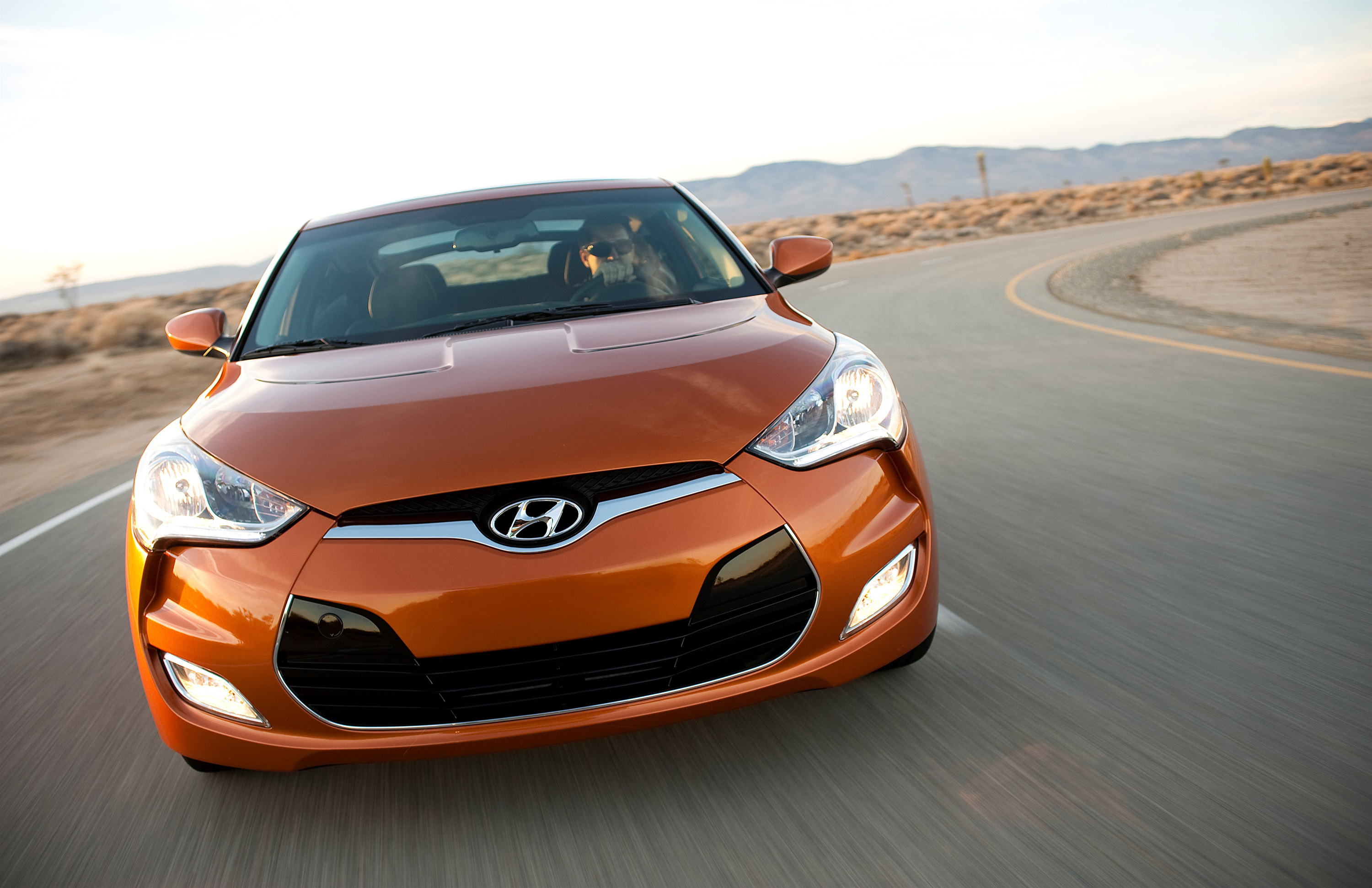 Hyundai Veloster photo #4