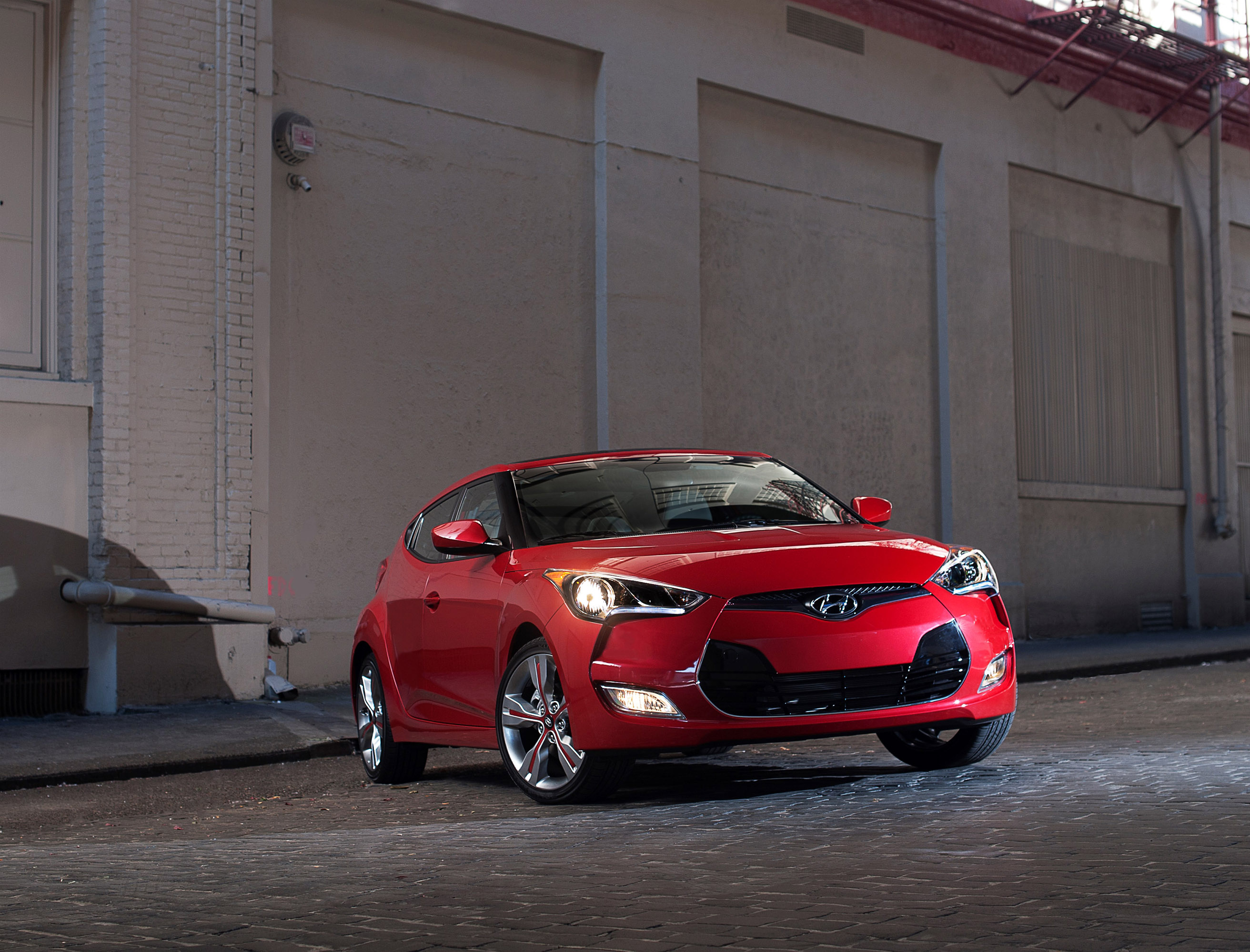 Hyundai Veloster photo #5