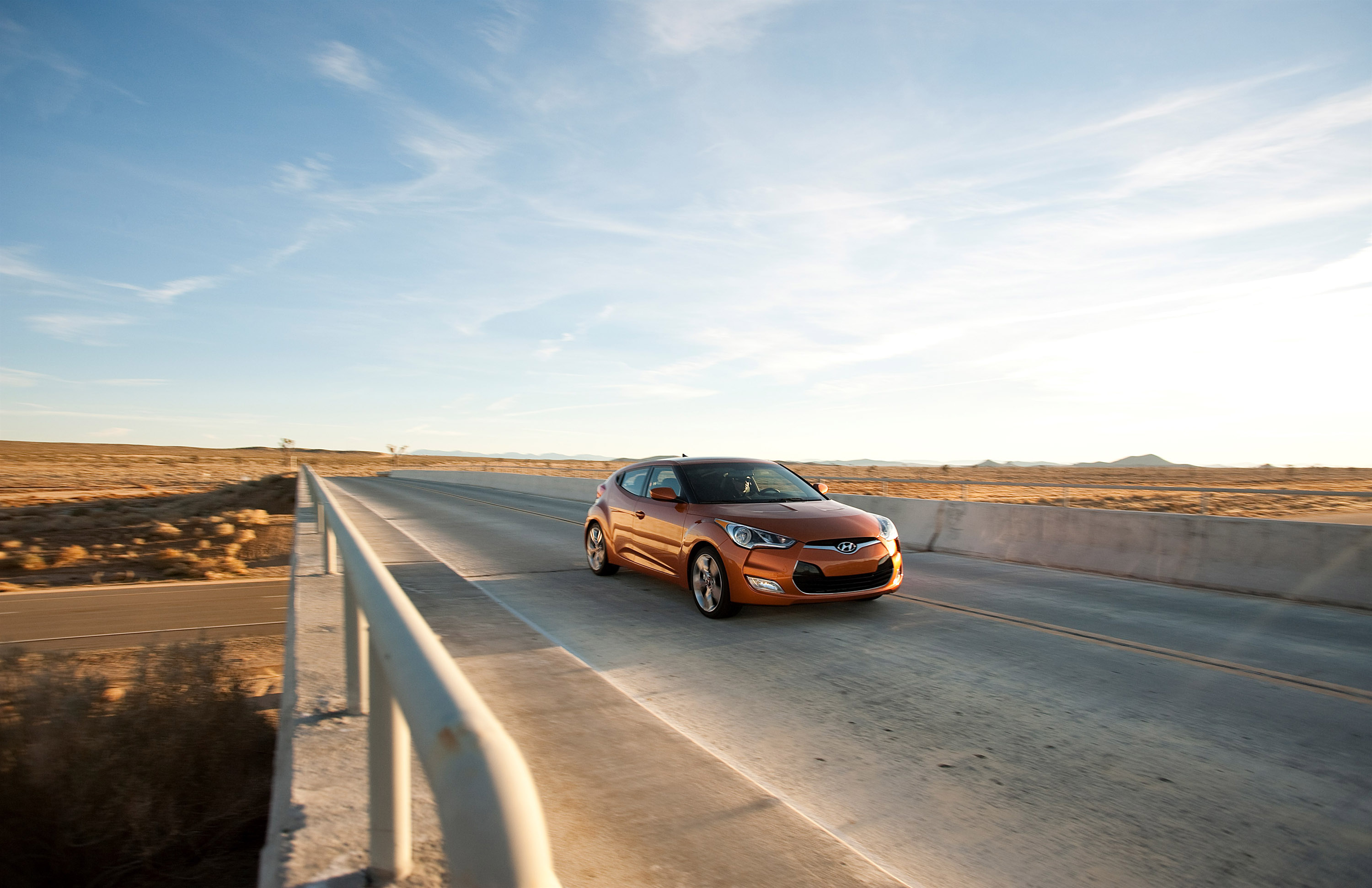 Hyundai Veloster photo #9