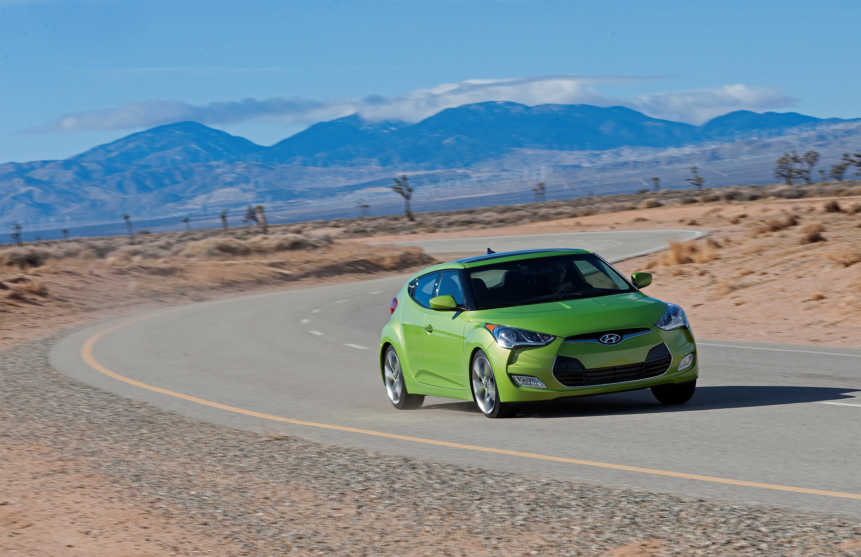 Hyundai Veloster photo #13