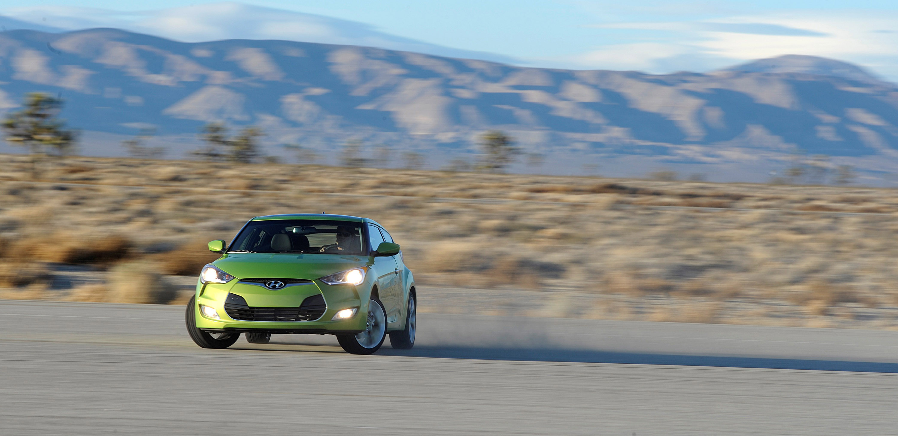 Hyundai Veloster photo #19