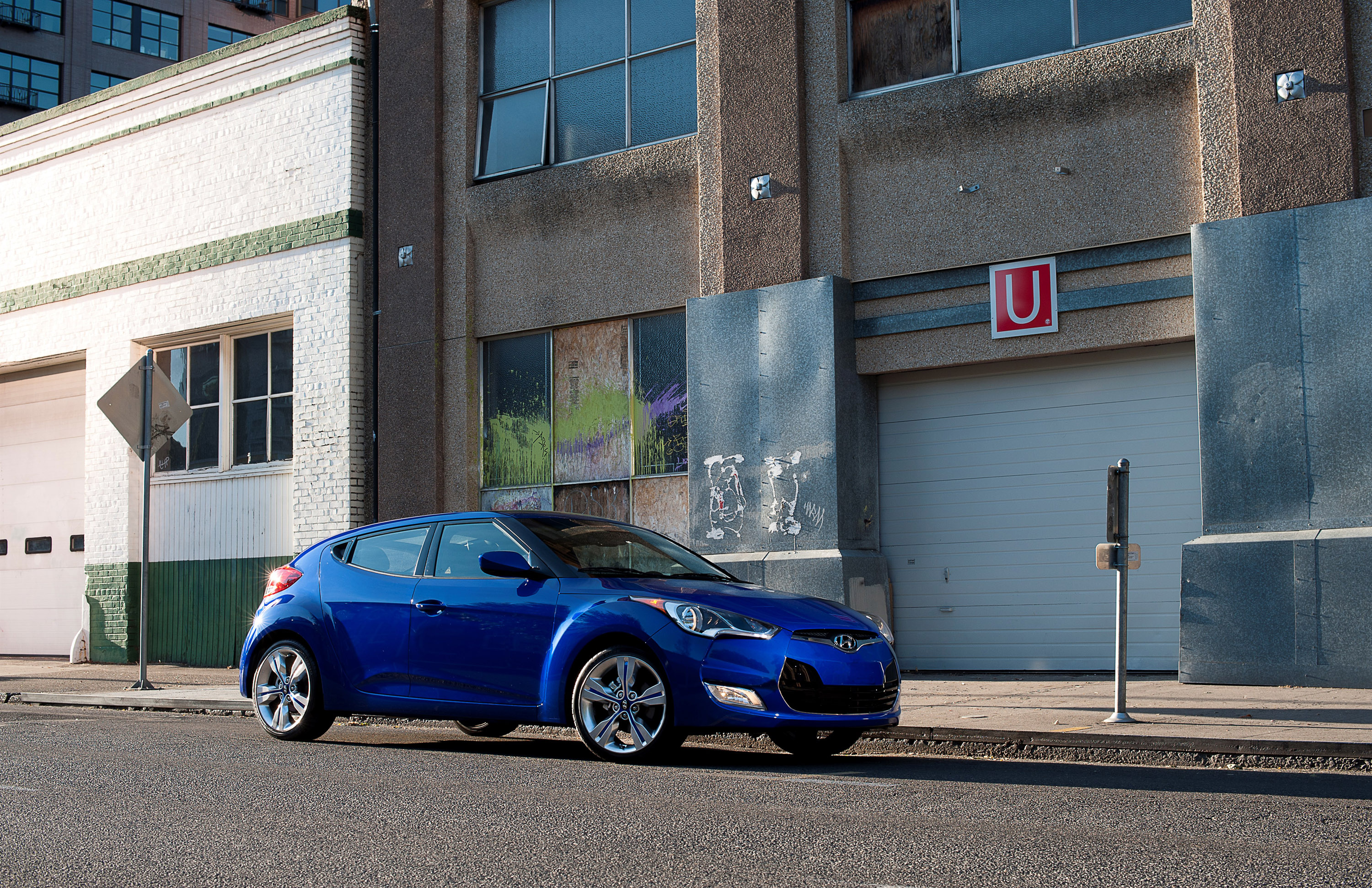Hyundai Veloster photo #24