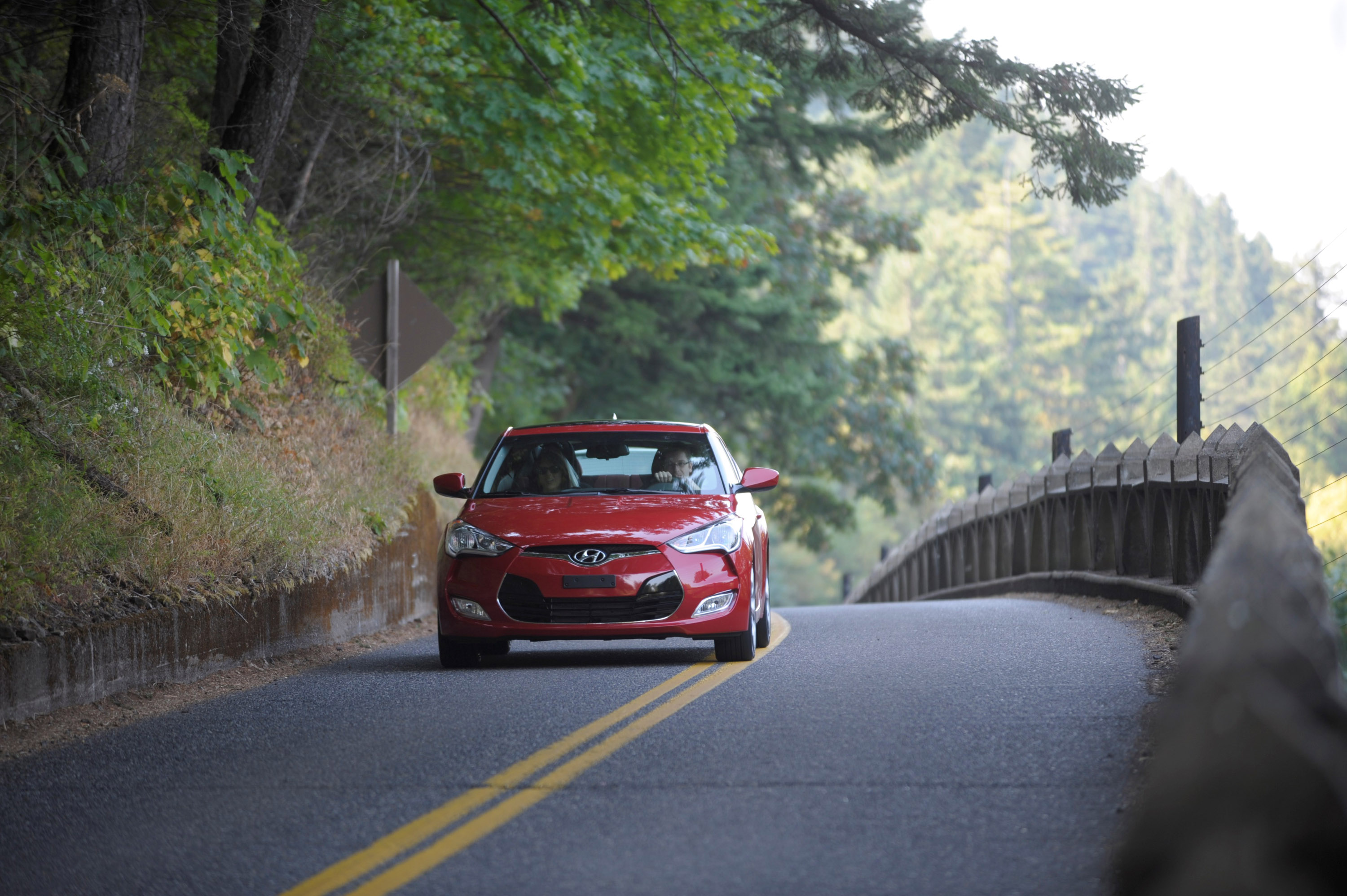 Hyundai Veloster photo #38