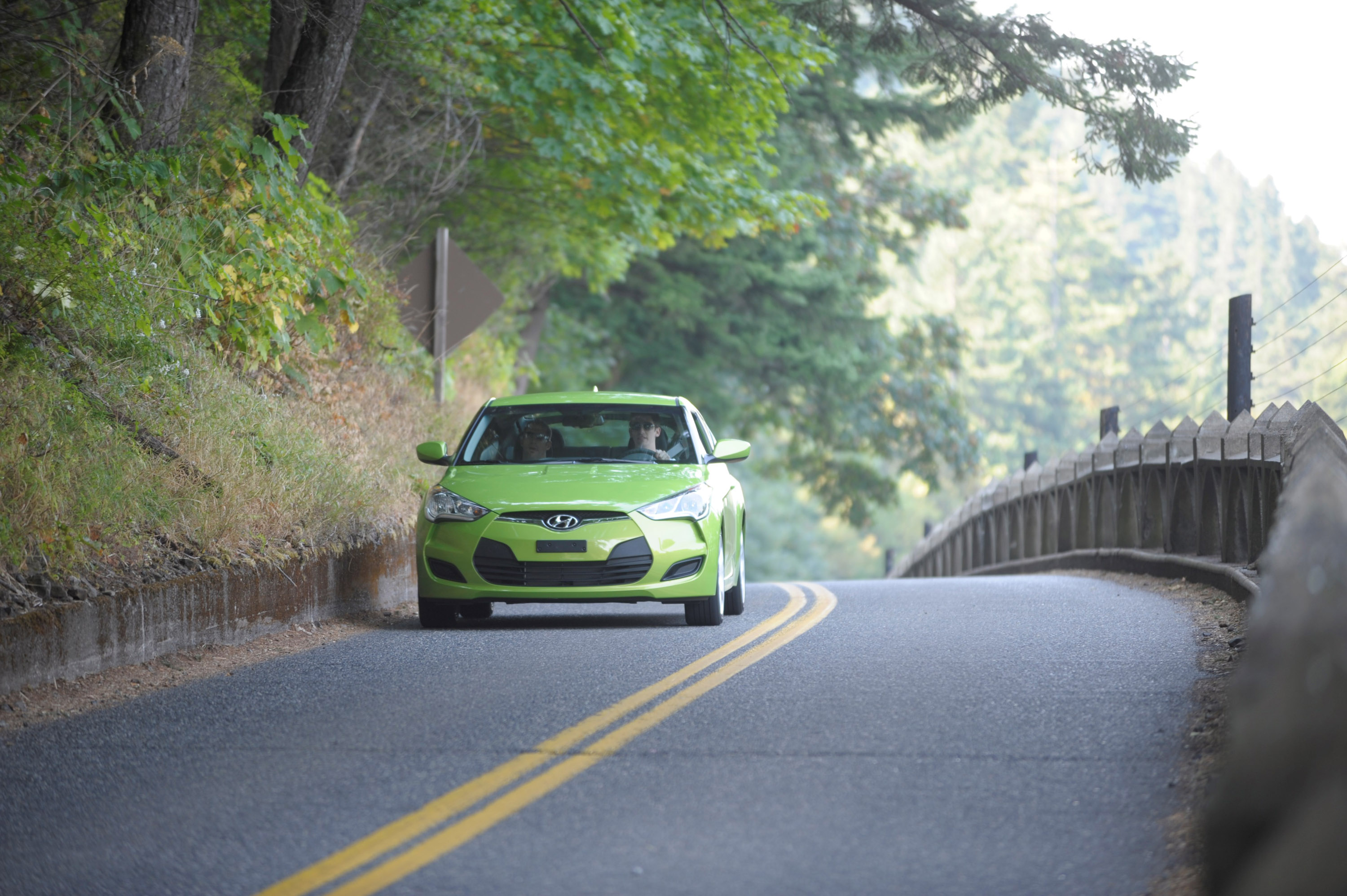 Hyundai Veloster photo #39