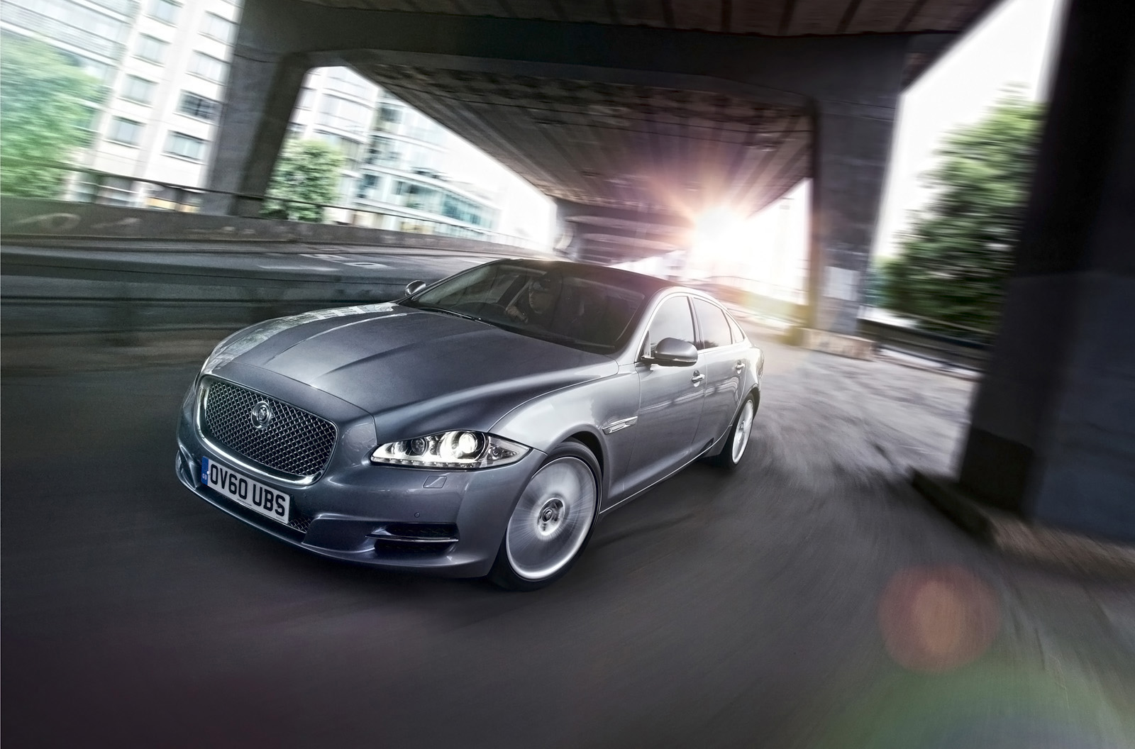 Jaguar XJ photo #1