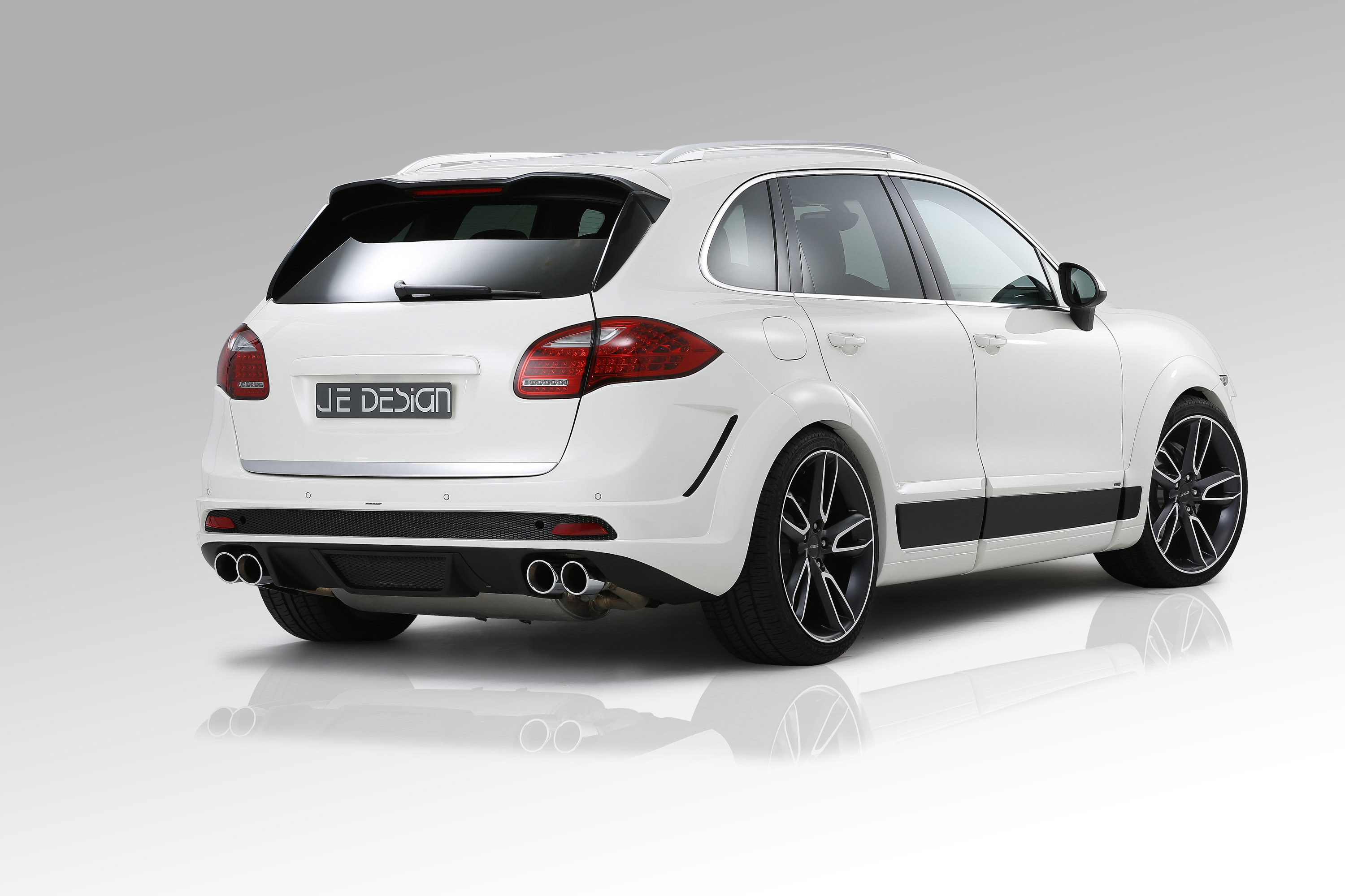 JE Design Porsche Cayenne Progressor photo #16