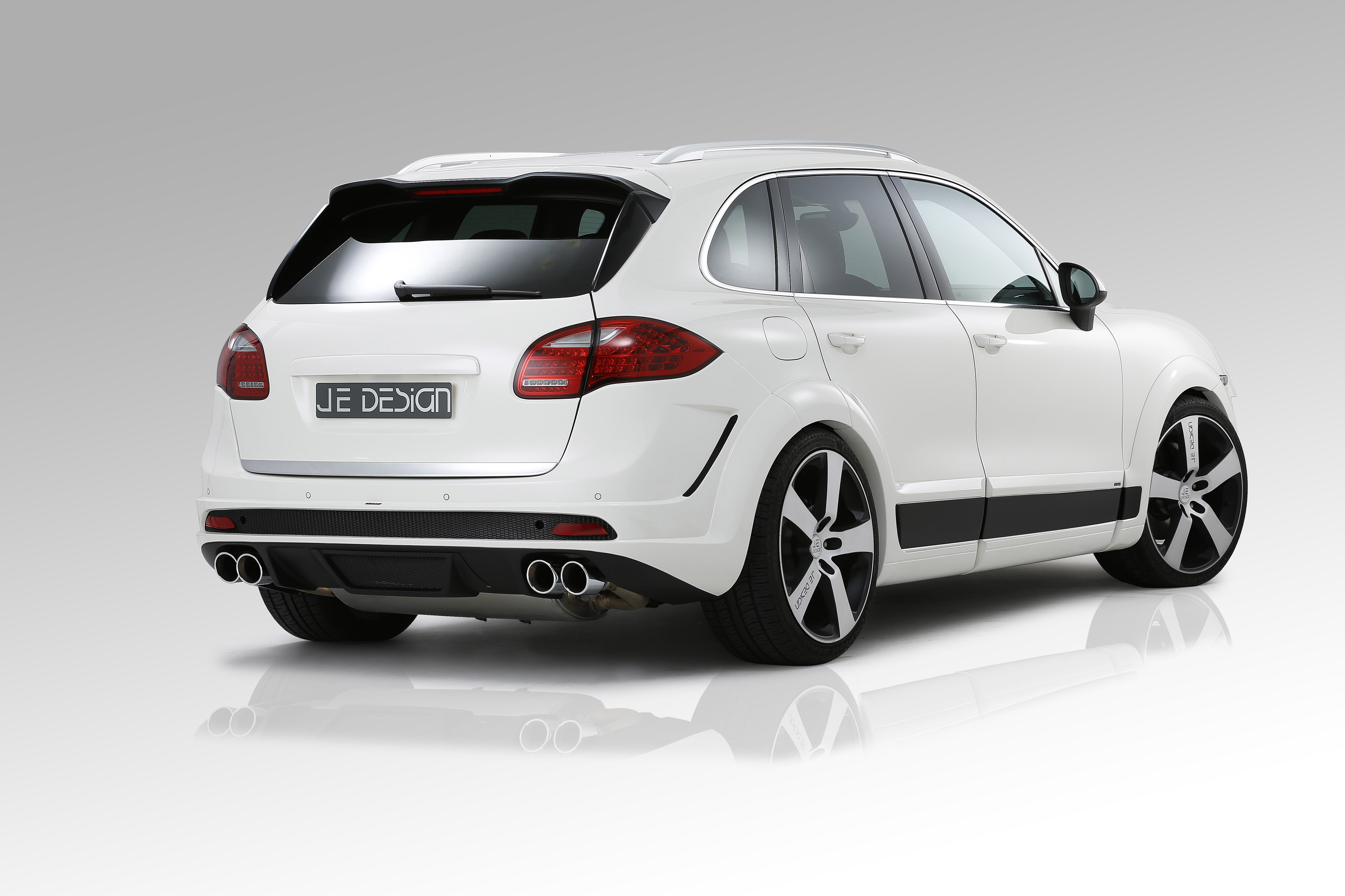 JE Design Porsche Cayenne Progressor photo #17