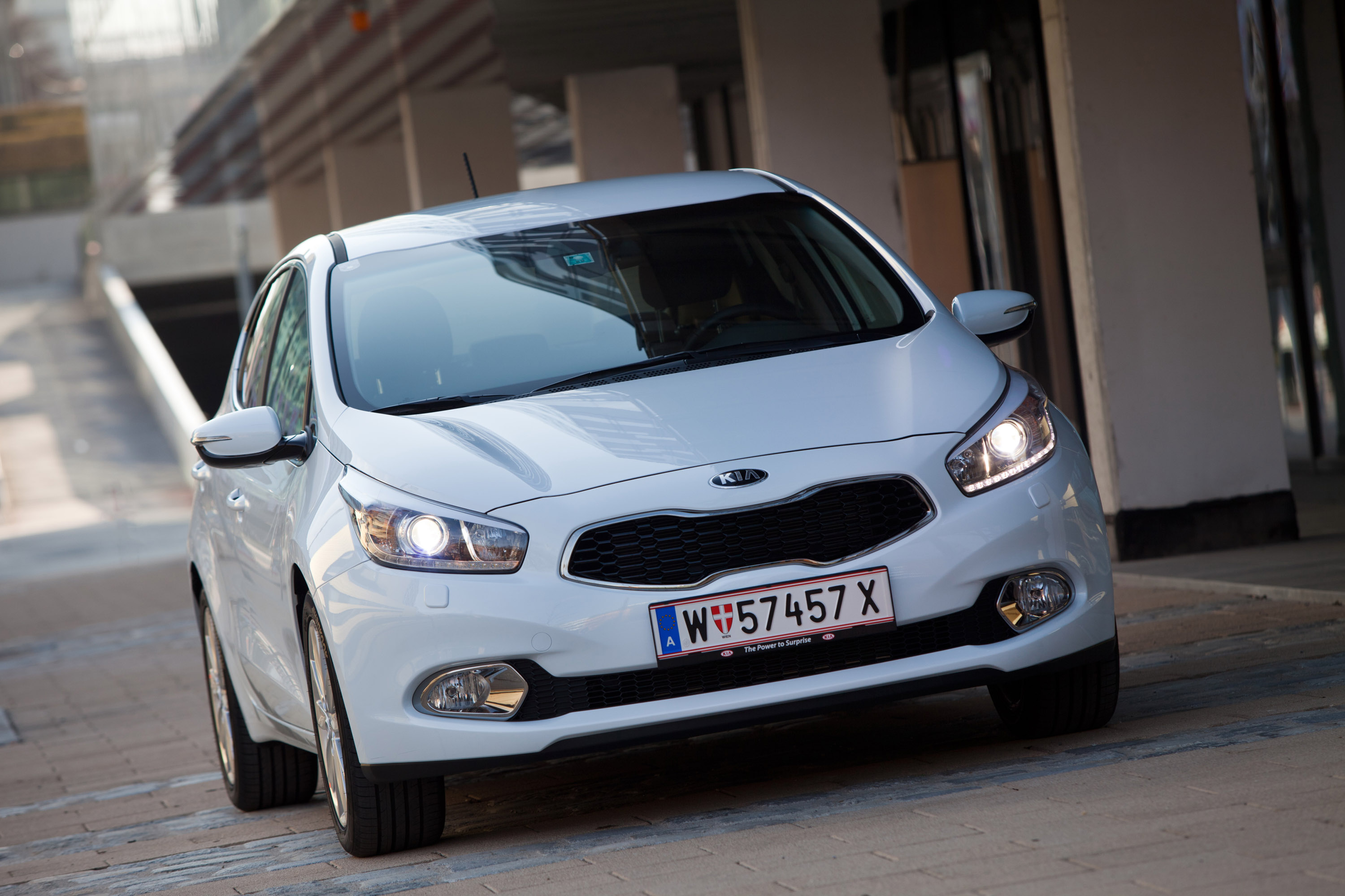 Kia Ceed photo #57