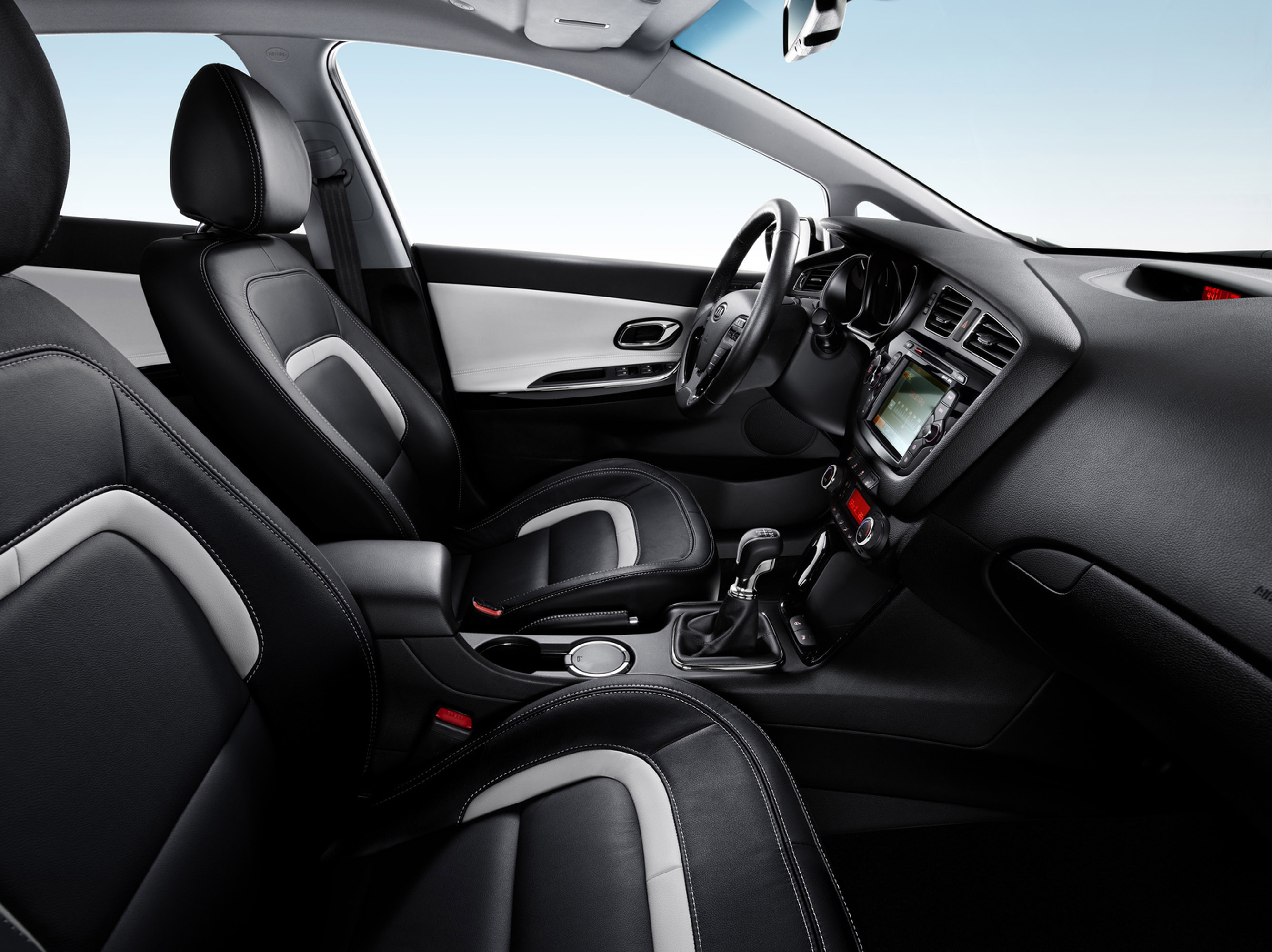 Kia Ceed photo #79