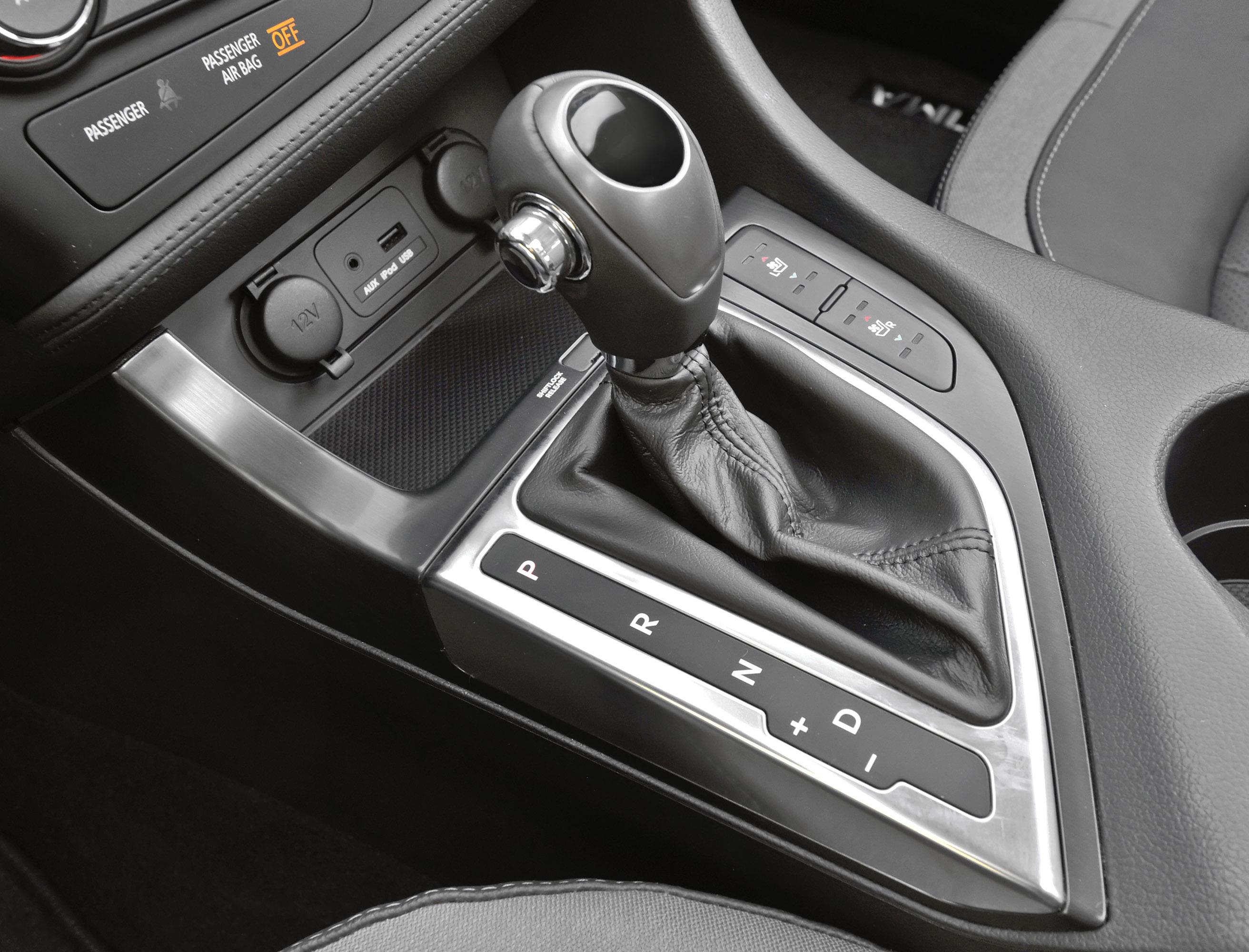 Kia Optima Hybrid photo #27