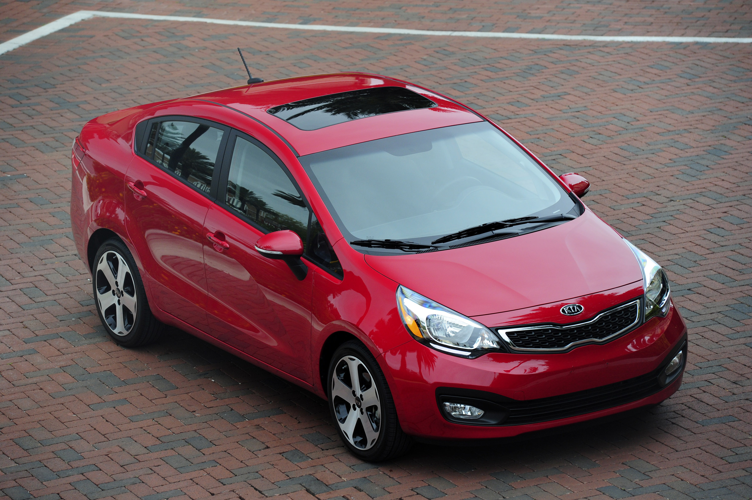 Kia Rio photo #1