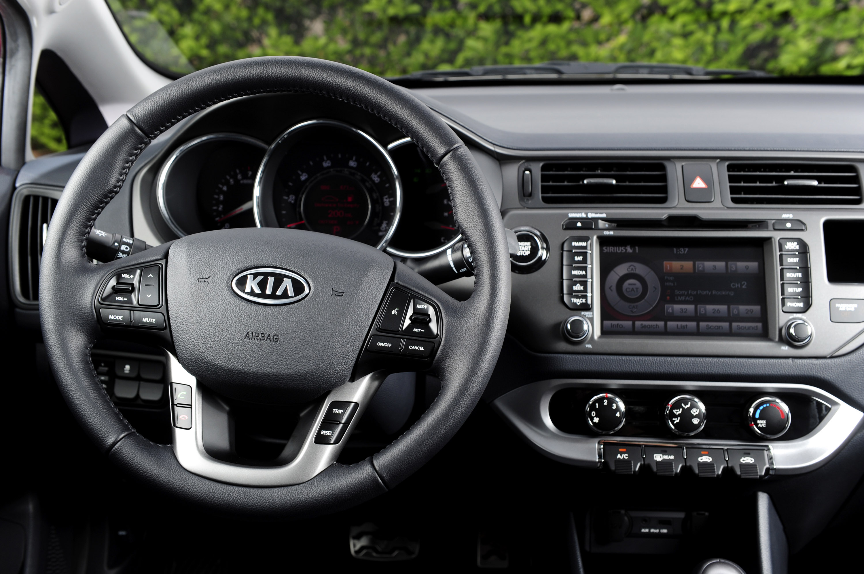Kia Rio photo #33