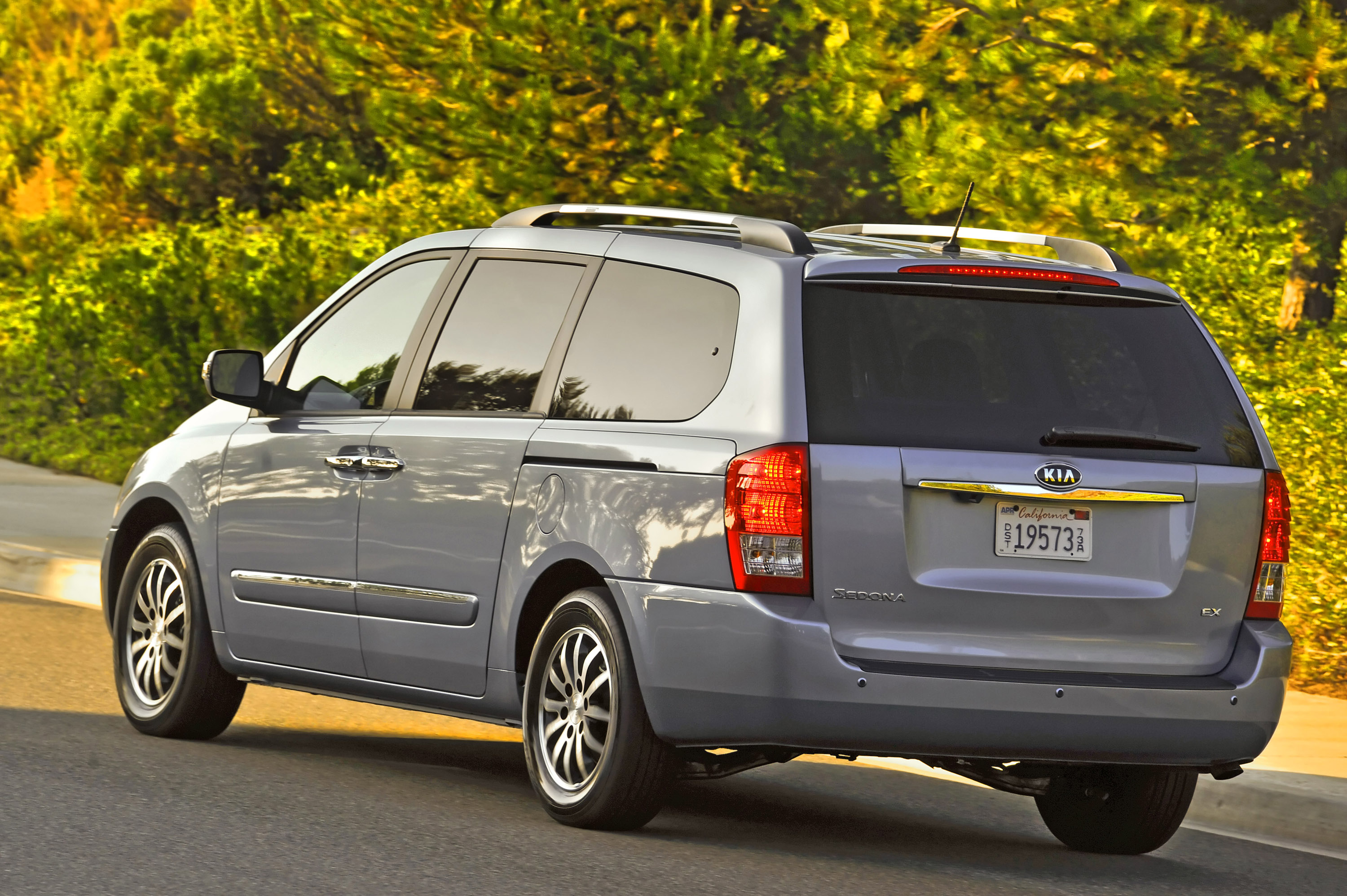 Kia Sedona photo #16