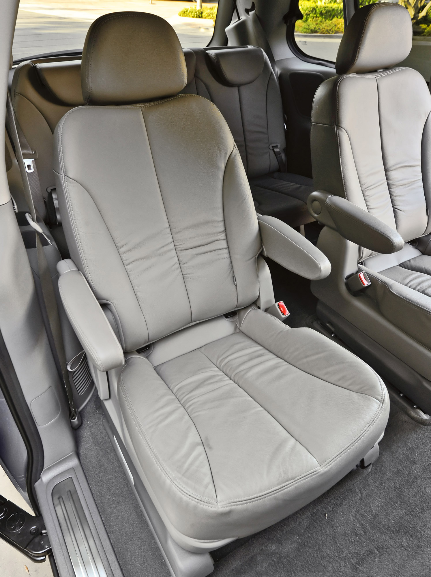 Kia Sedona photo #27