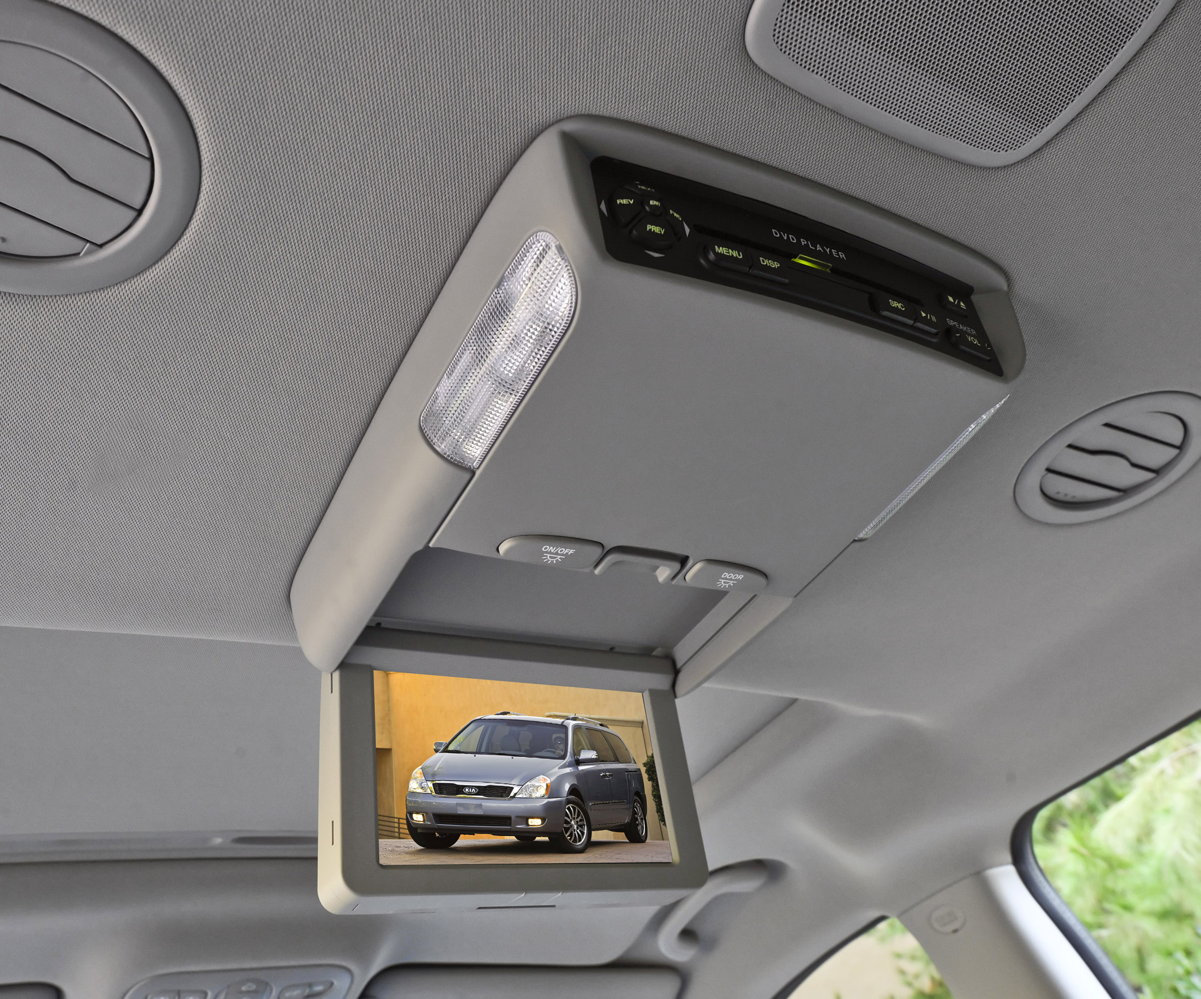 Kia Sedona photo #29