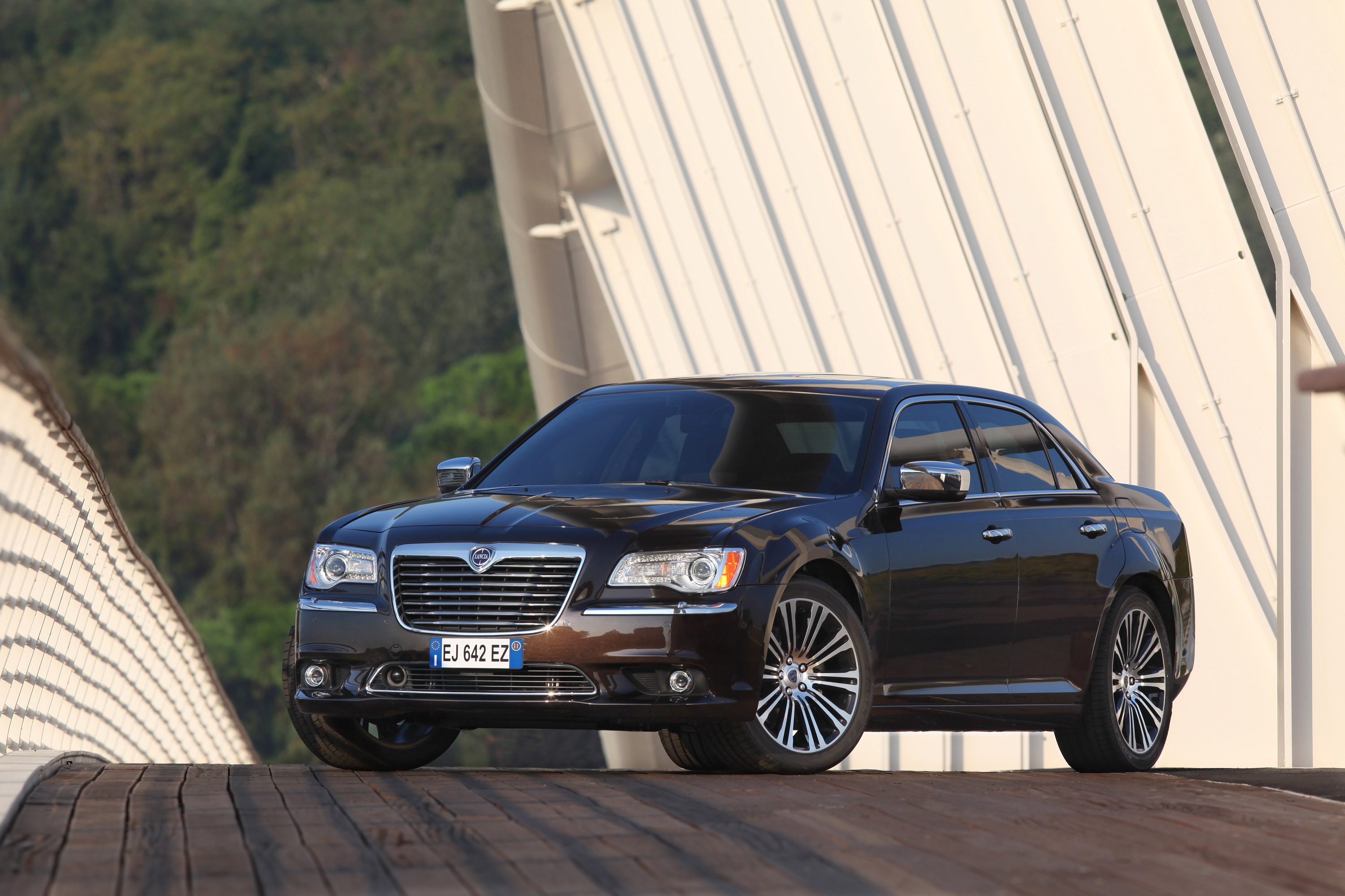 Lancia Thema photo #27
