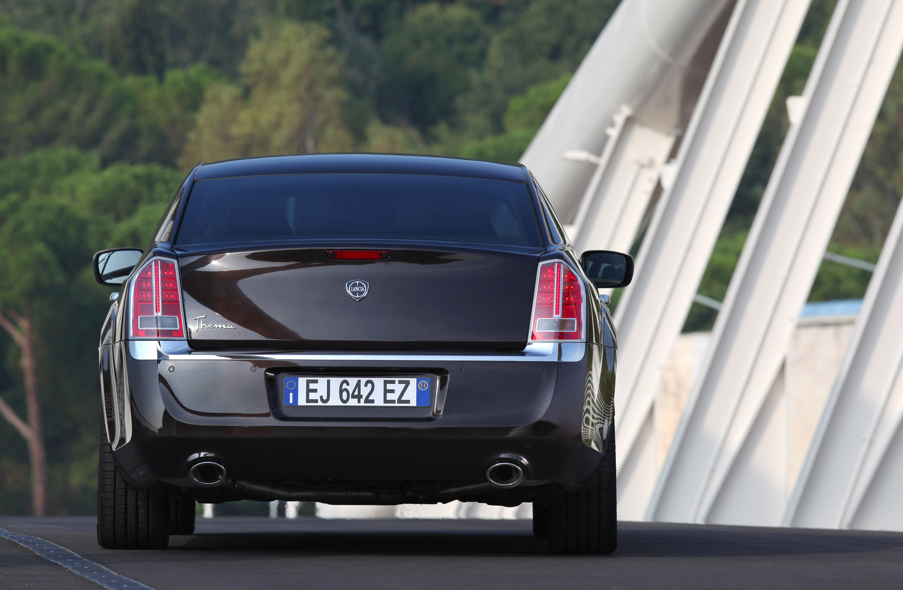 Lancia Thema photo #39