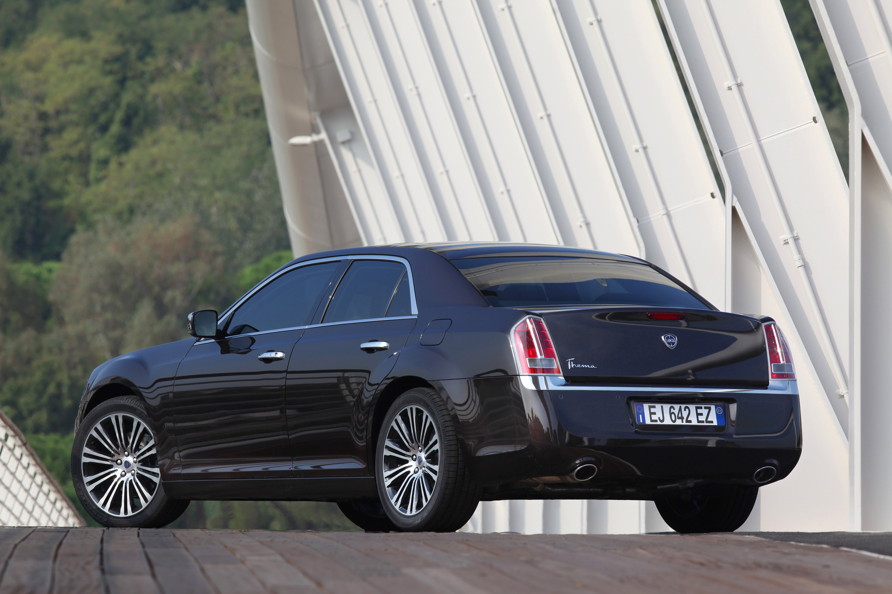 Lancia Thema photo #40