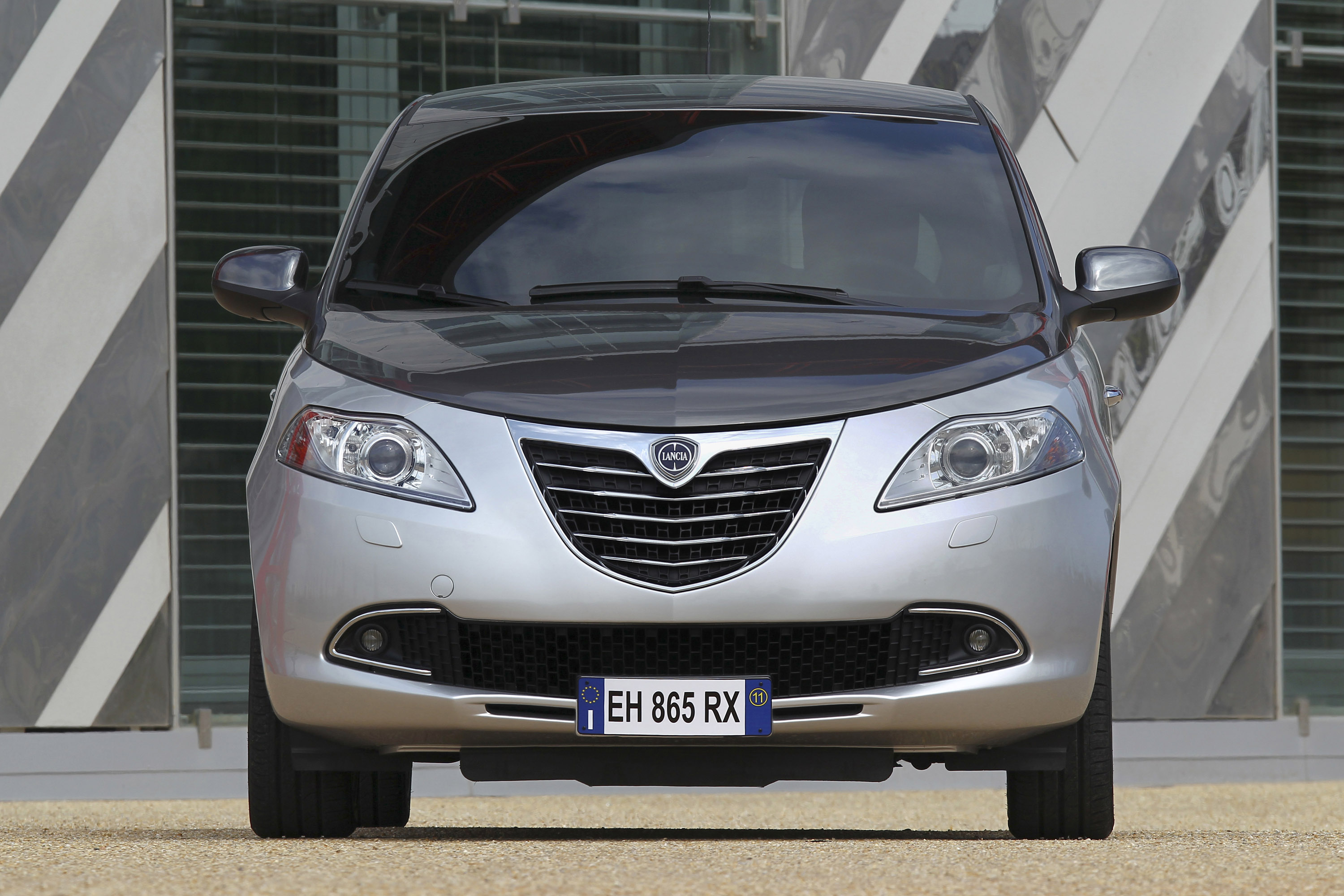 Lancia Ypsilon photo #4