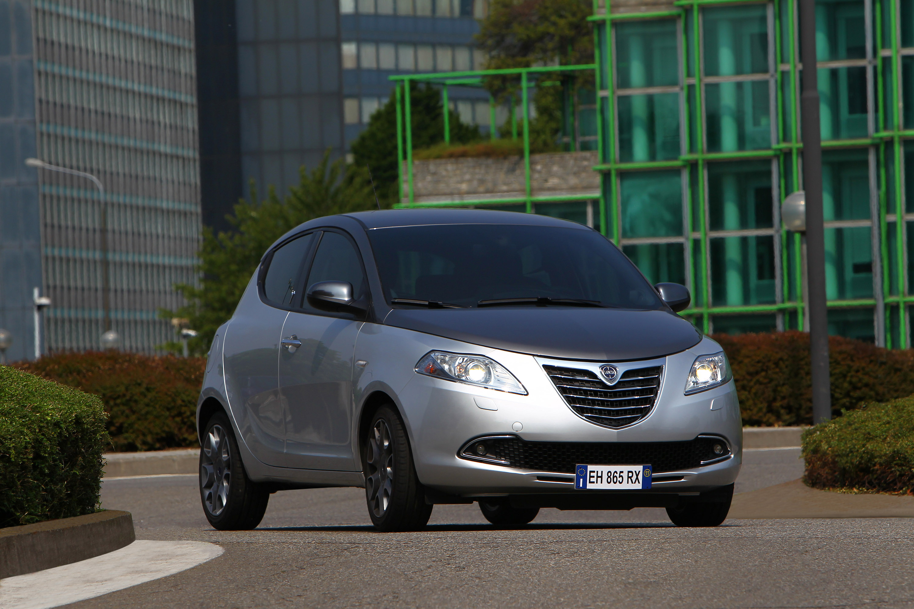 Lancia Ypsilon photo #9