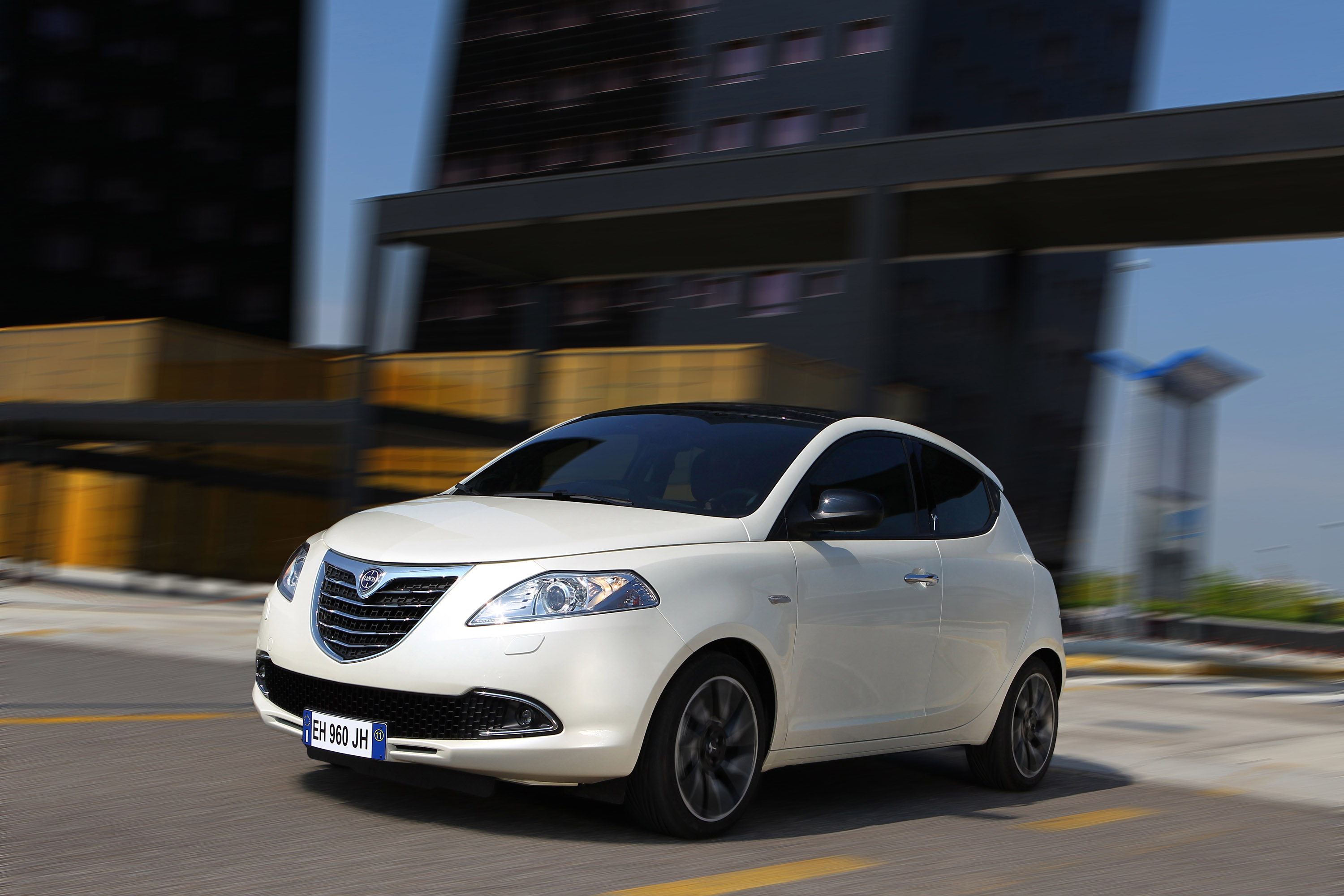 Lancia Ypsilon photo #17