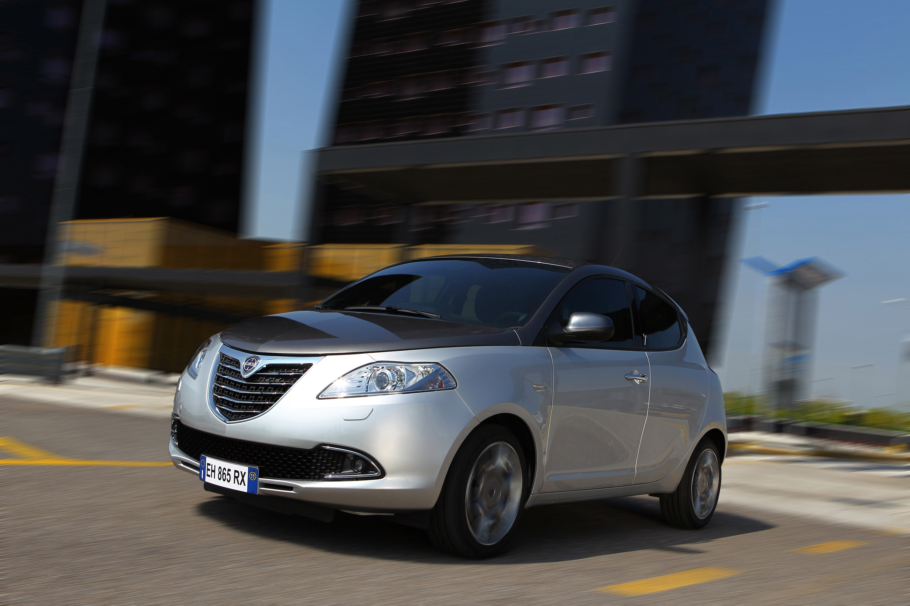 Lancia Ypsilon photo #18