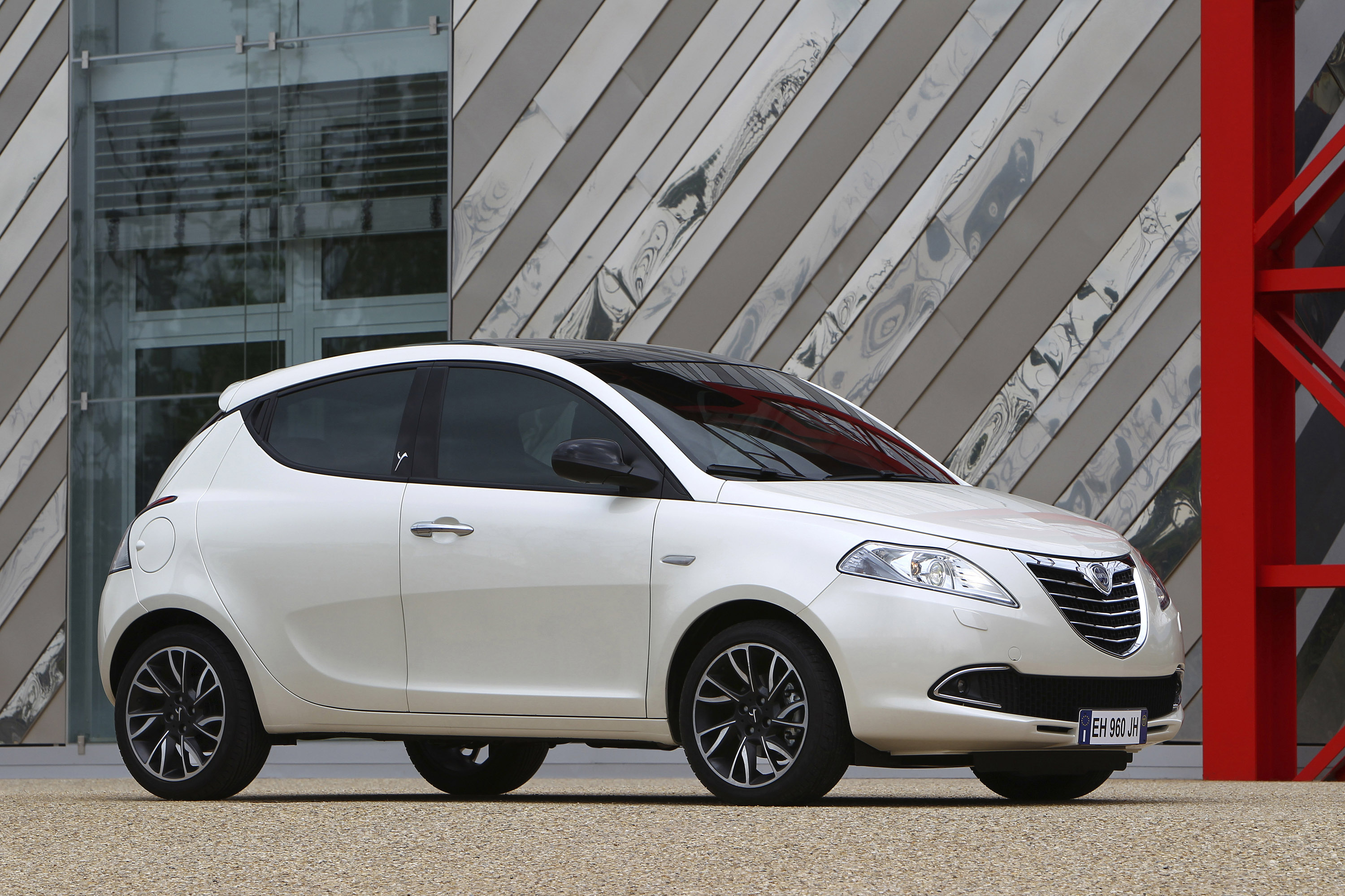 Lancia Ypsilon photo #21