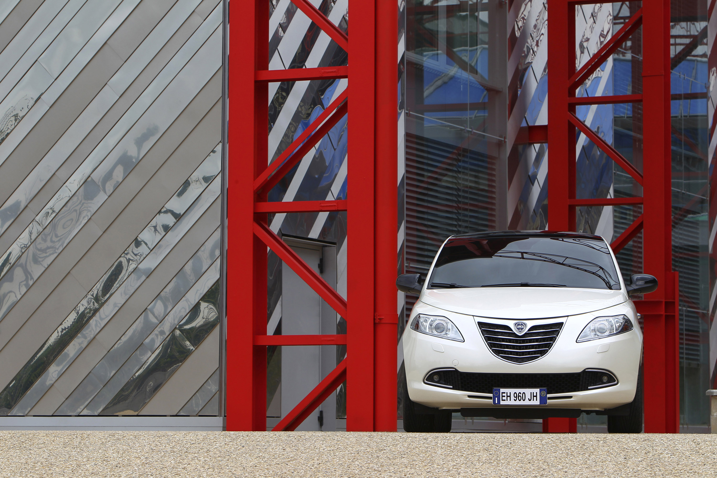 Lancia Ypsilon photo #22