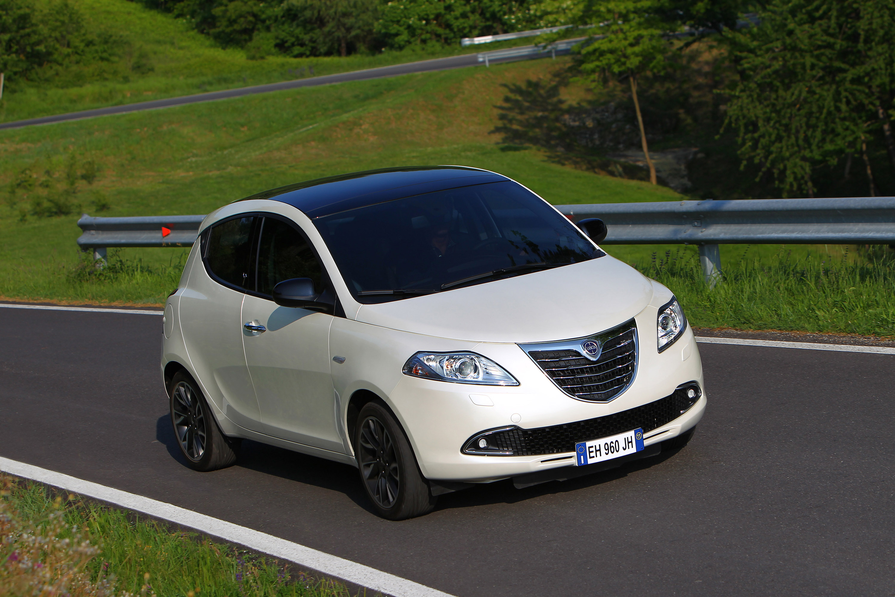 Lancia Ypsilon photo #33