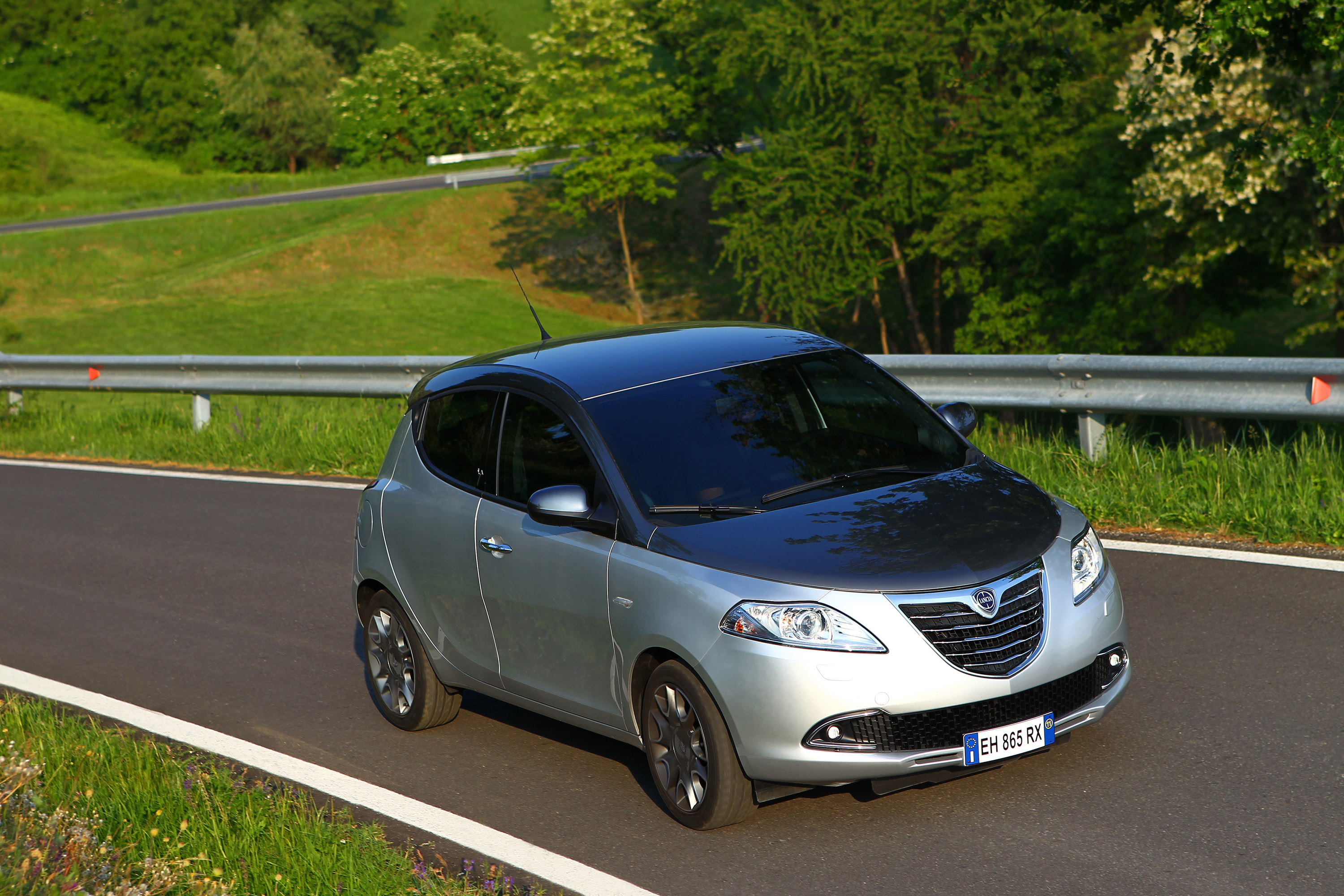 Lancia Ypsilon photo #35