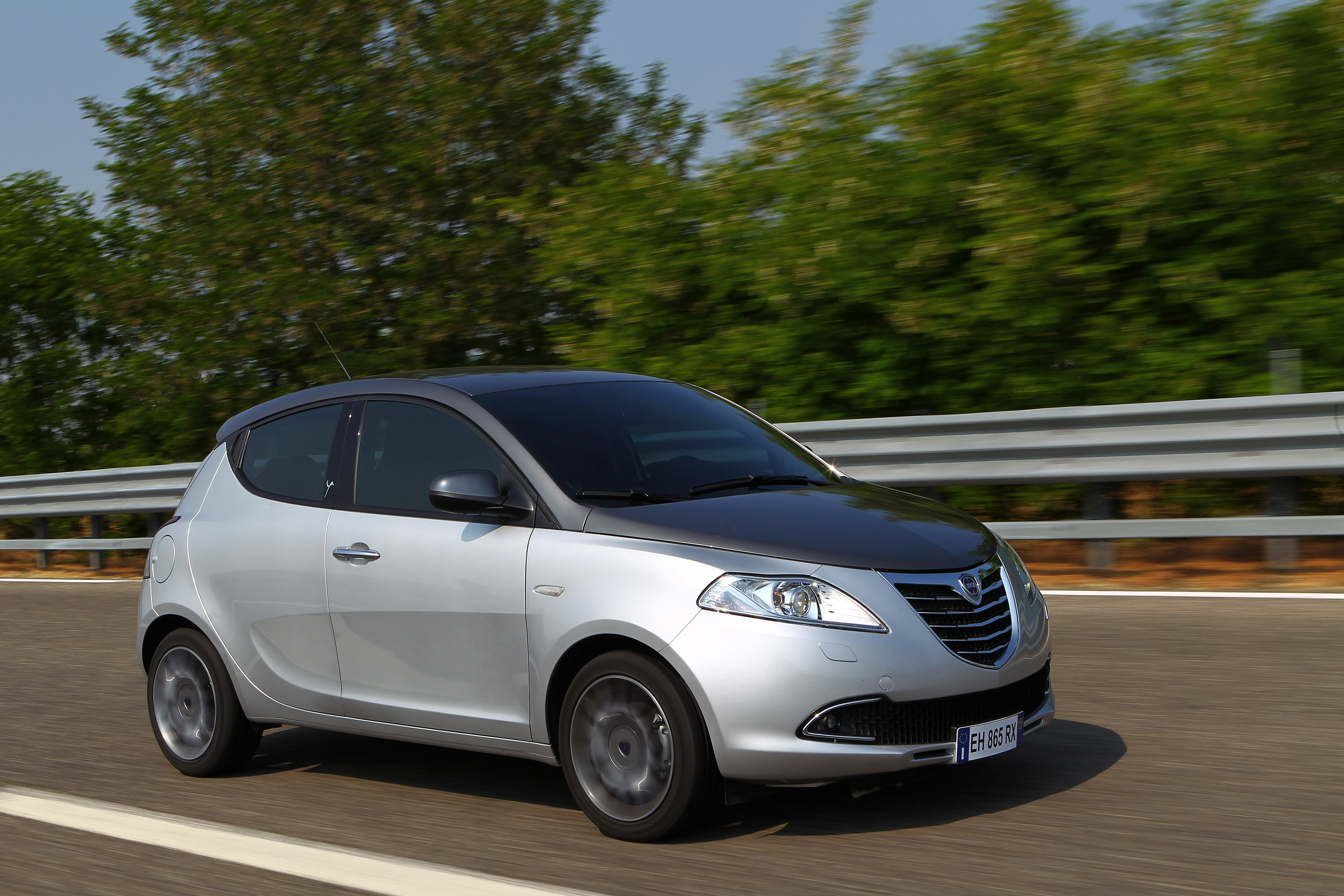 Lancia Ypsilon photo #37