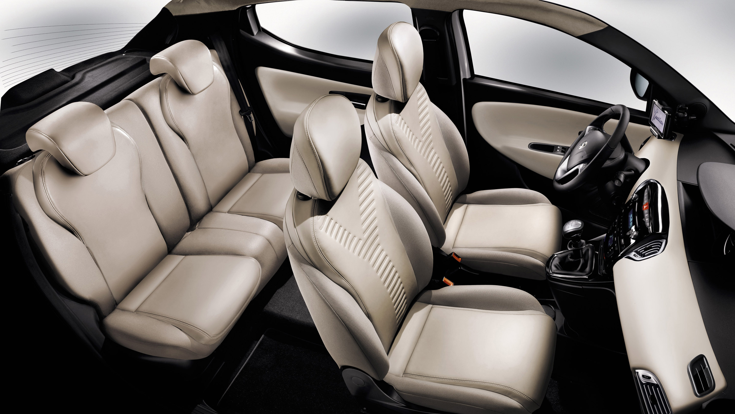 Lancia Ypsilon 2003 интерьер