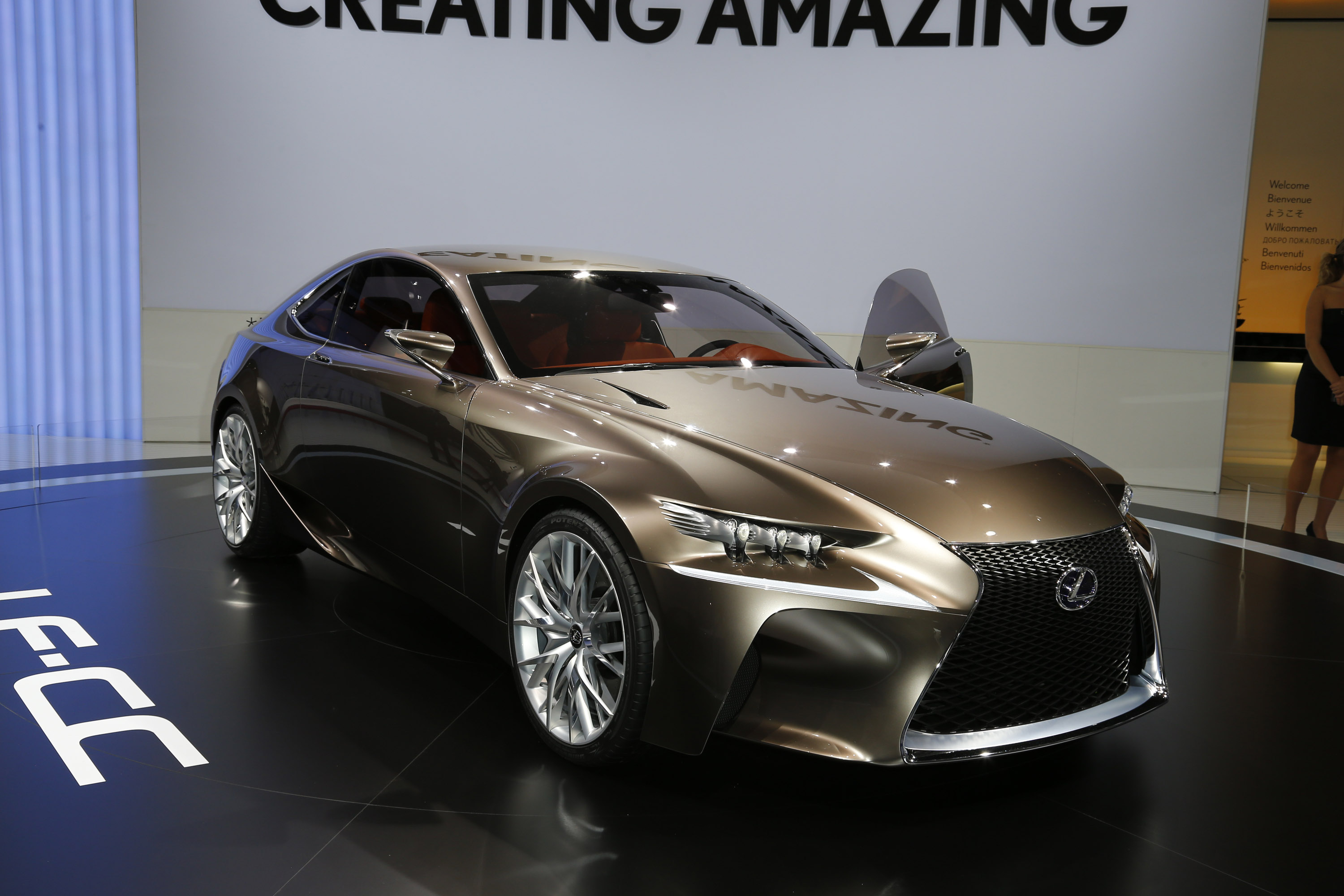 Lexus LF-CC Concept photo #2