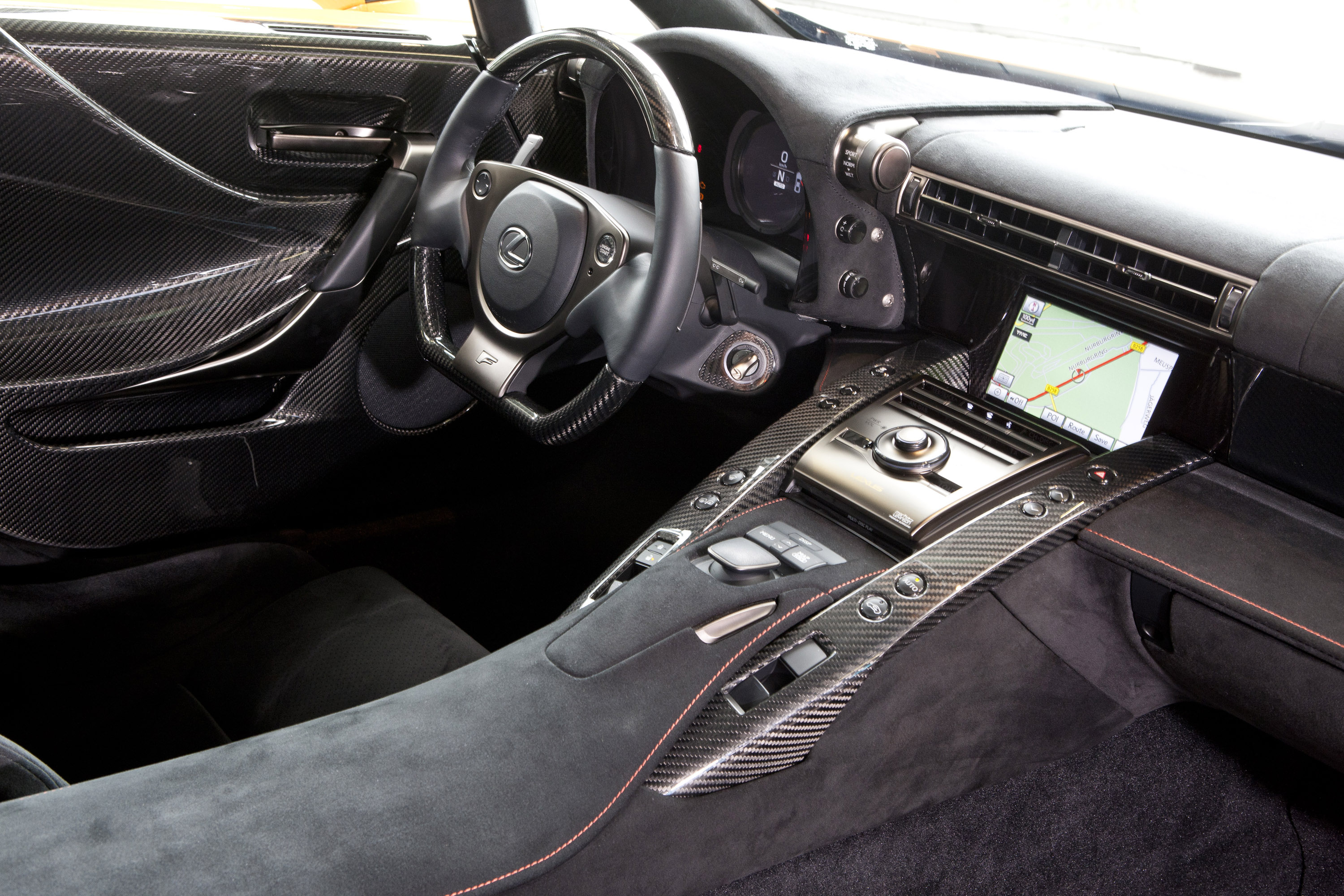 Lexus LFA Nurburgring Package photo #75