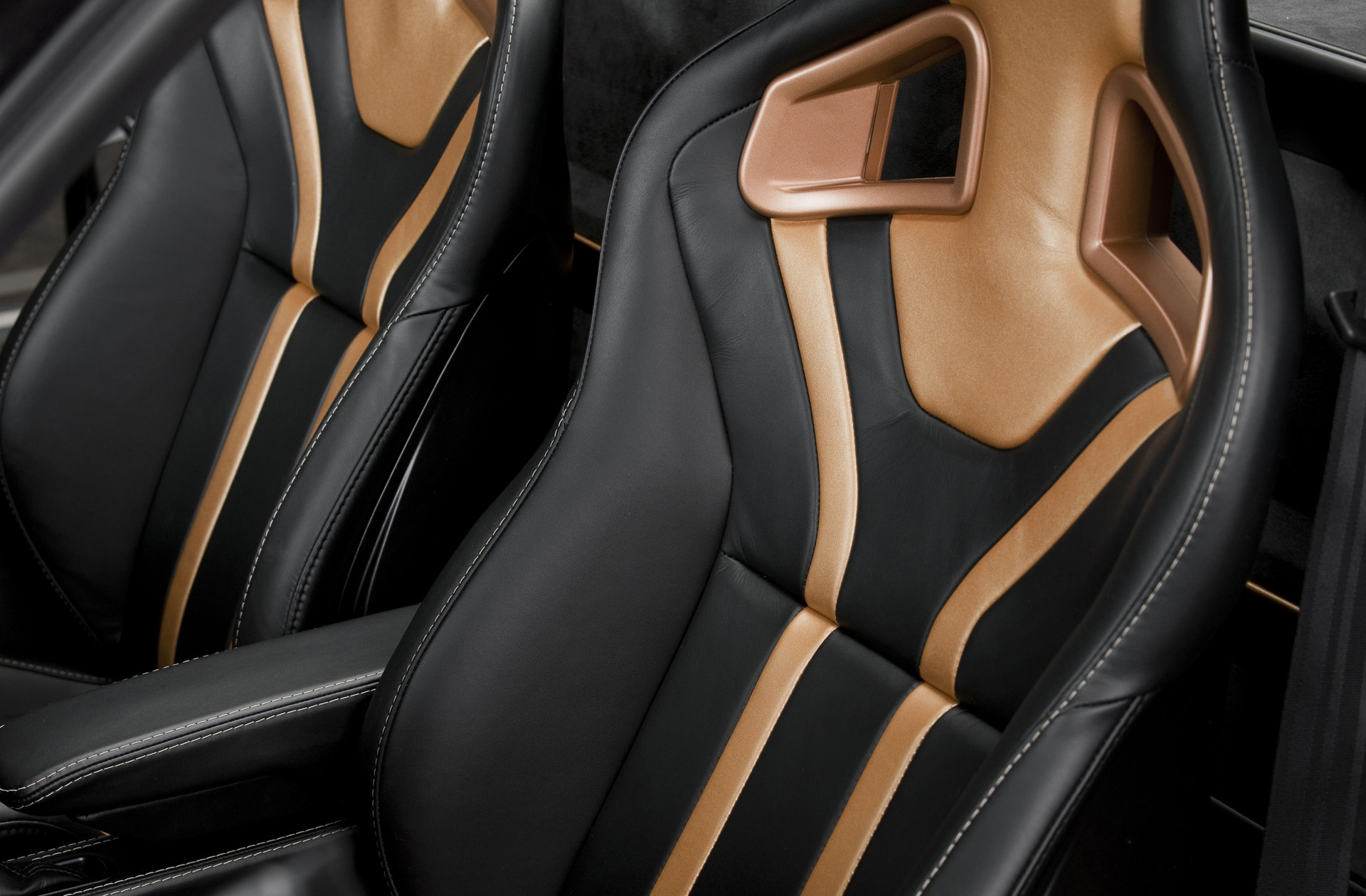 Lotus Evora 414E Hybrid photo #15