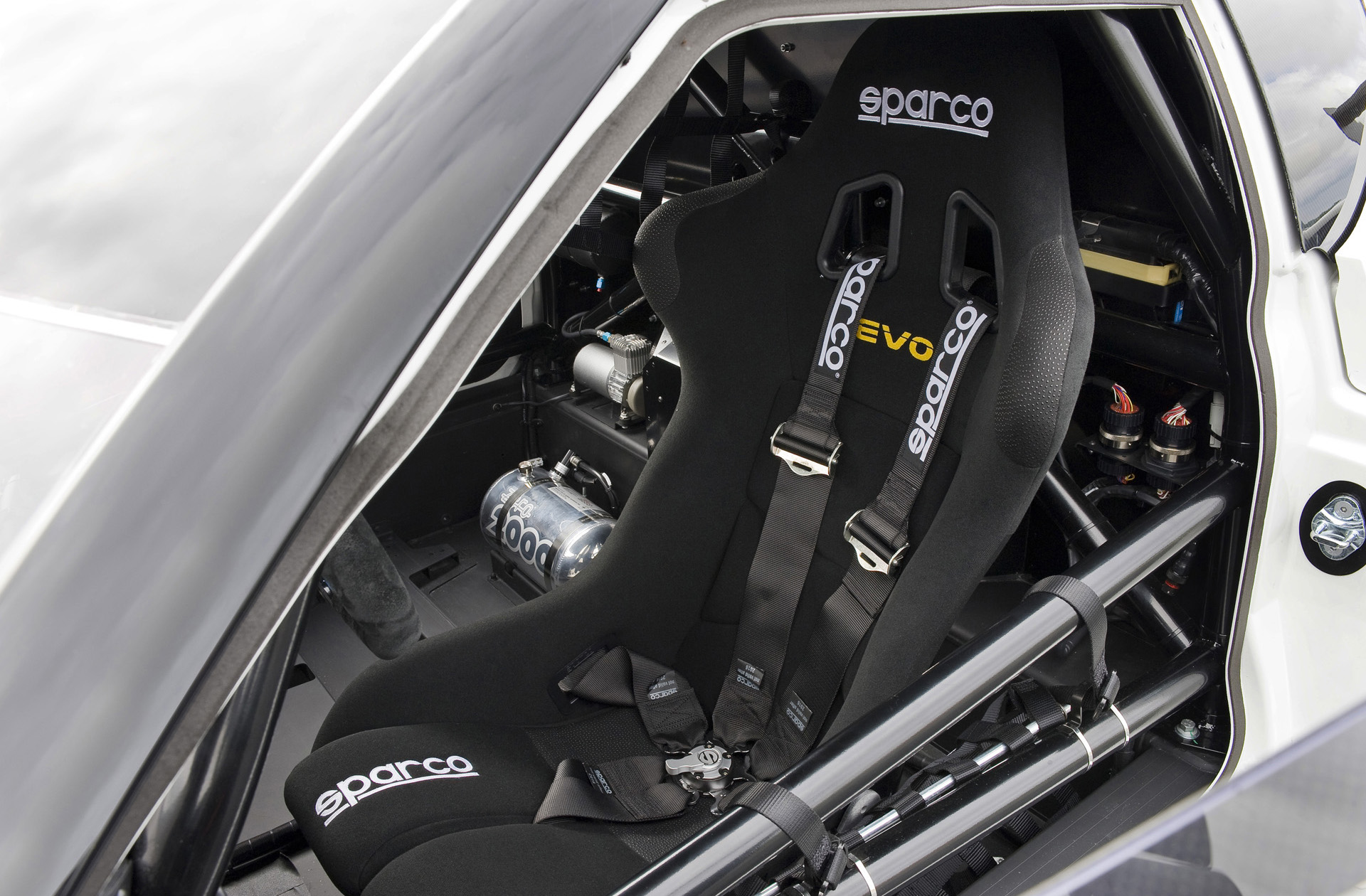 Lotus Evora GX photo #23