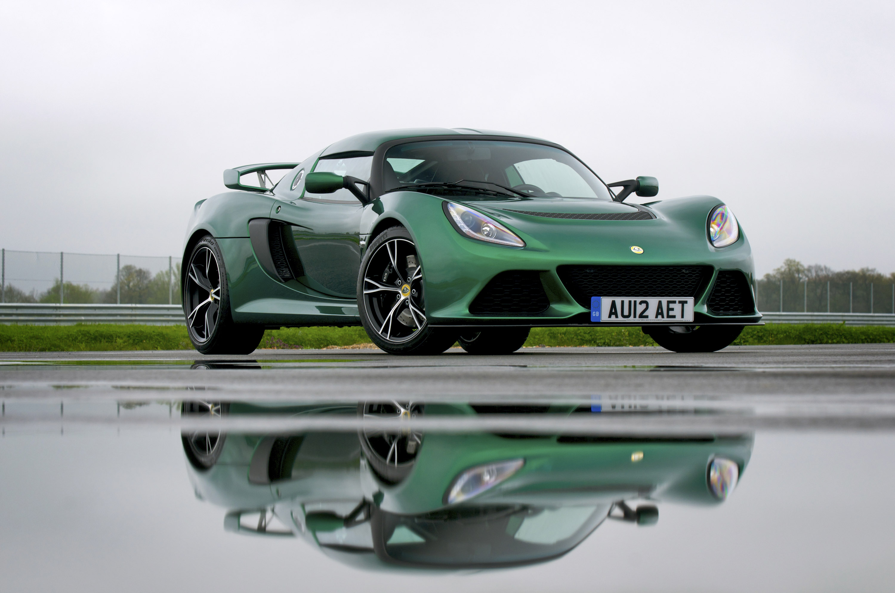 Lotus Exige S photo #2