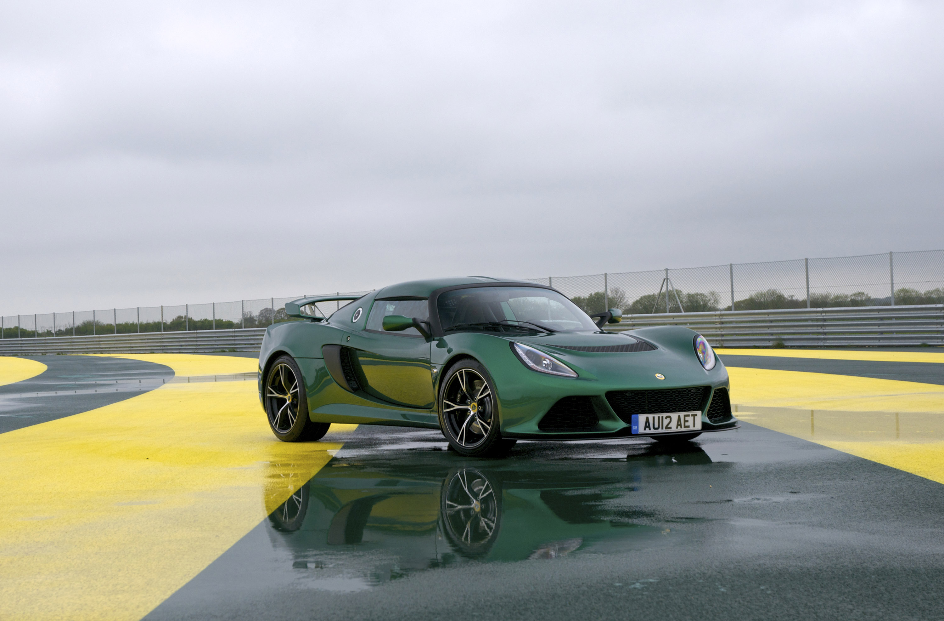 Lotus Exige S photo #15
