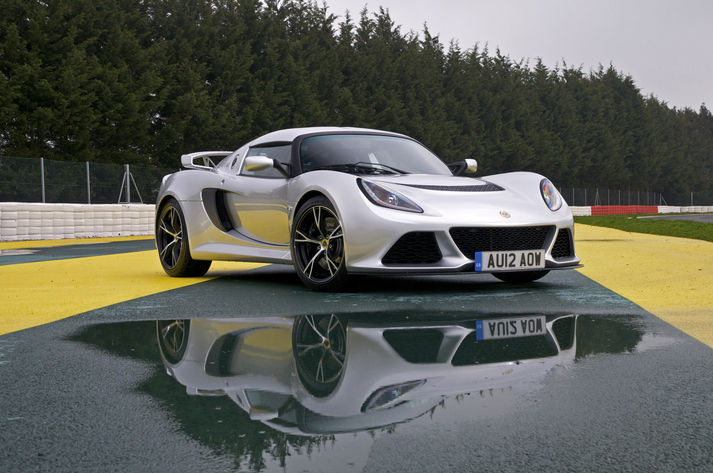 Lotus Exige S photo #17