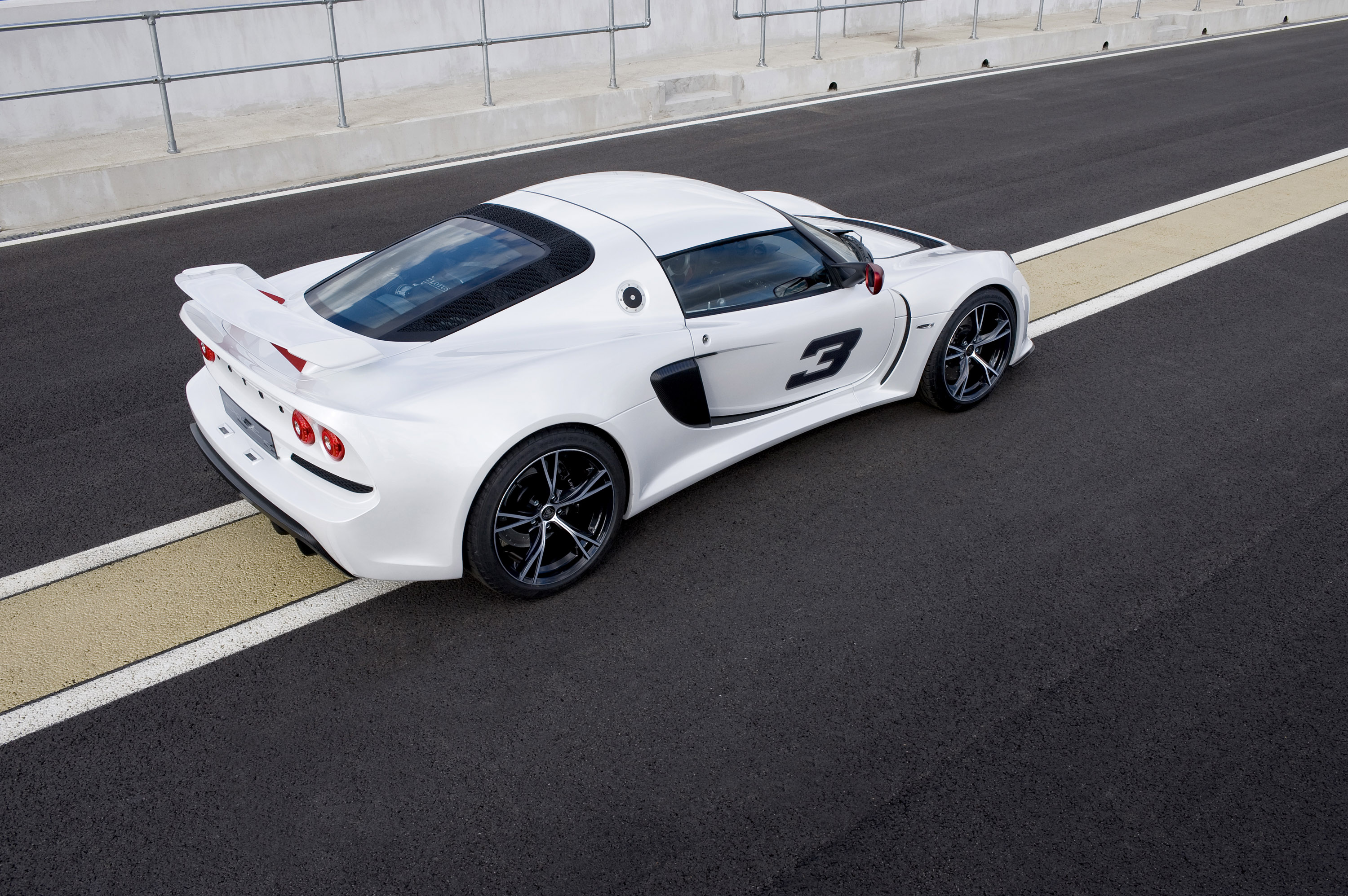 Lotus Exige S photo #24