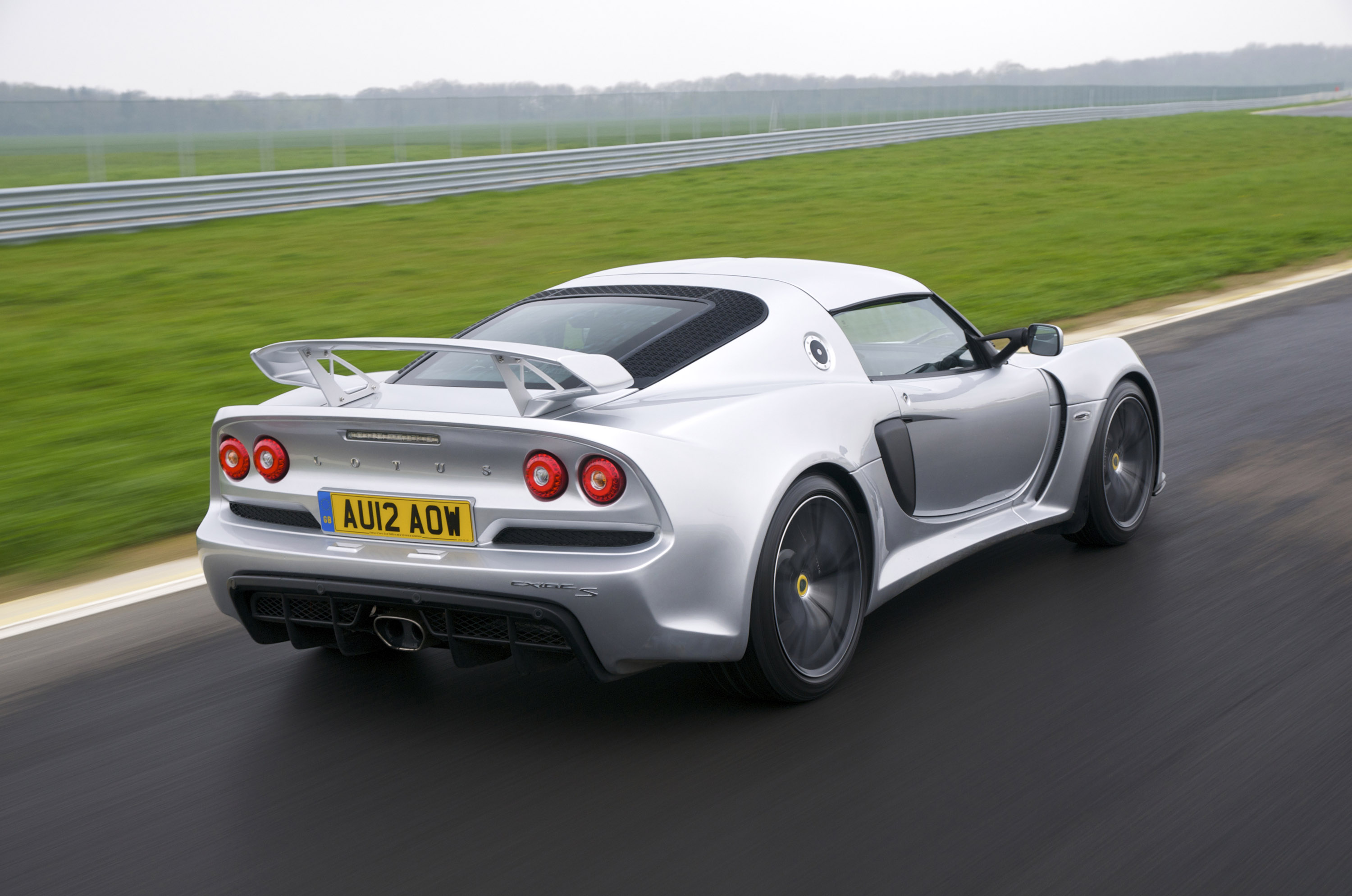 Lotus Exige S photo #28