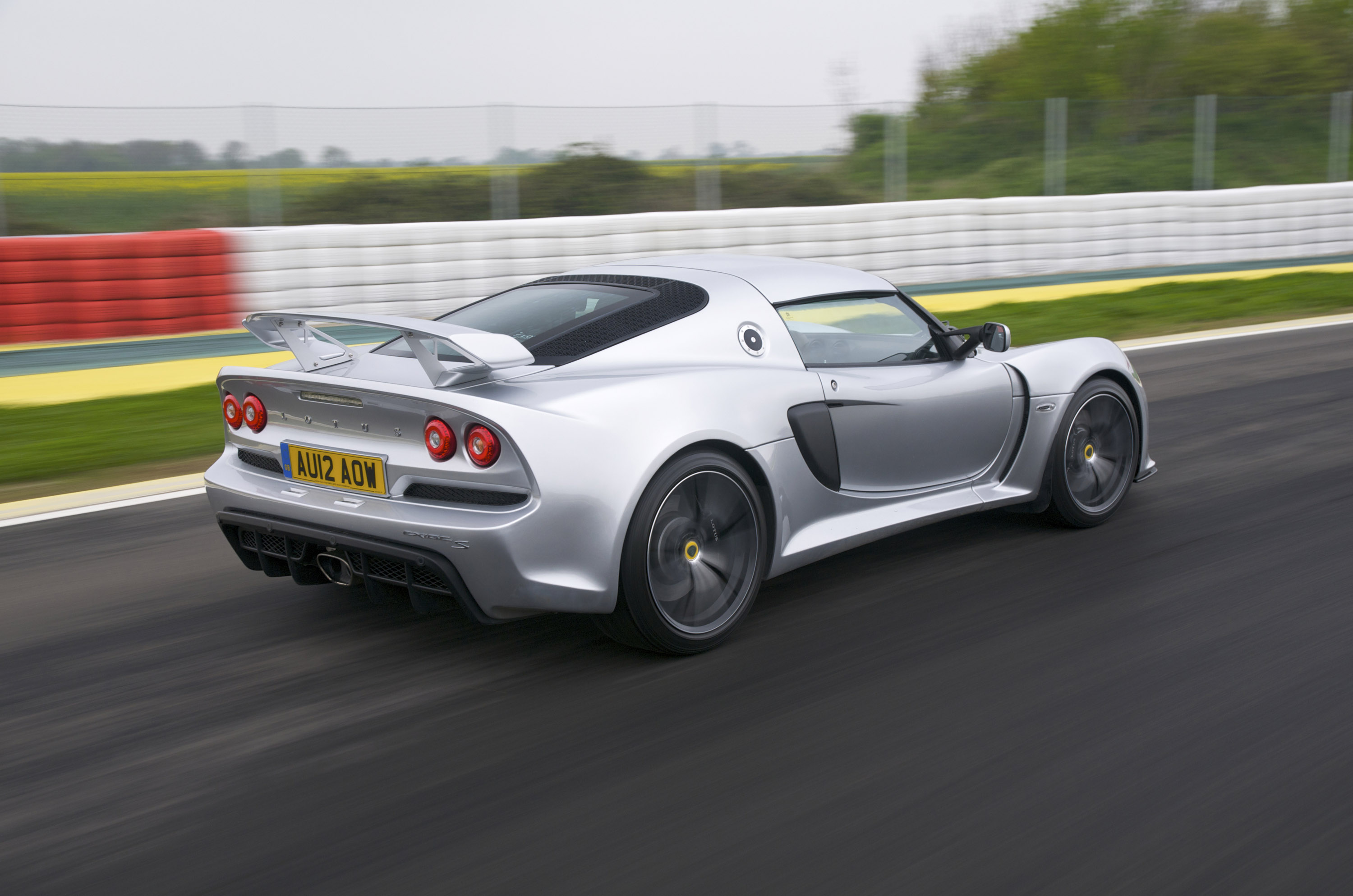 Lotus Exige S photo #30