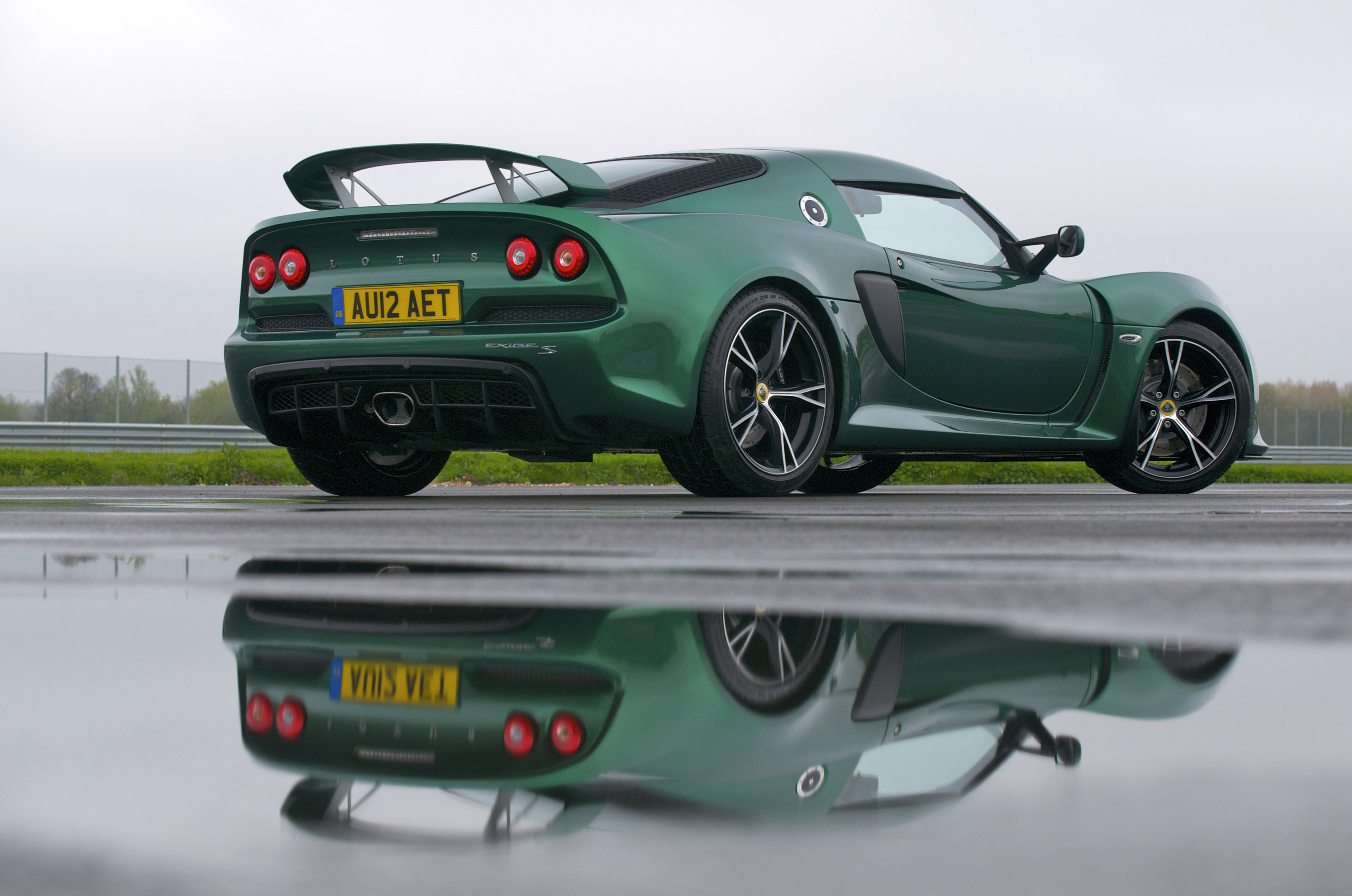 Lotus Exige S photo #35
