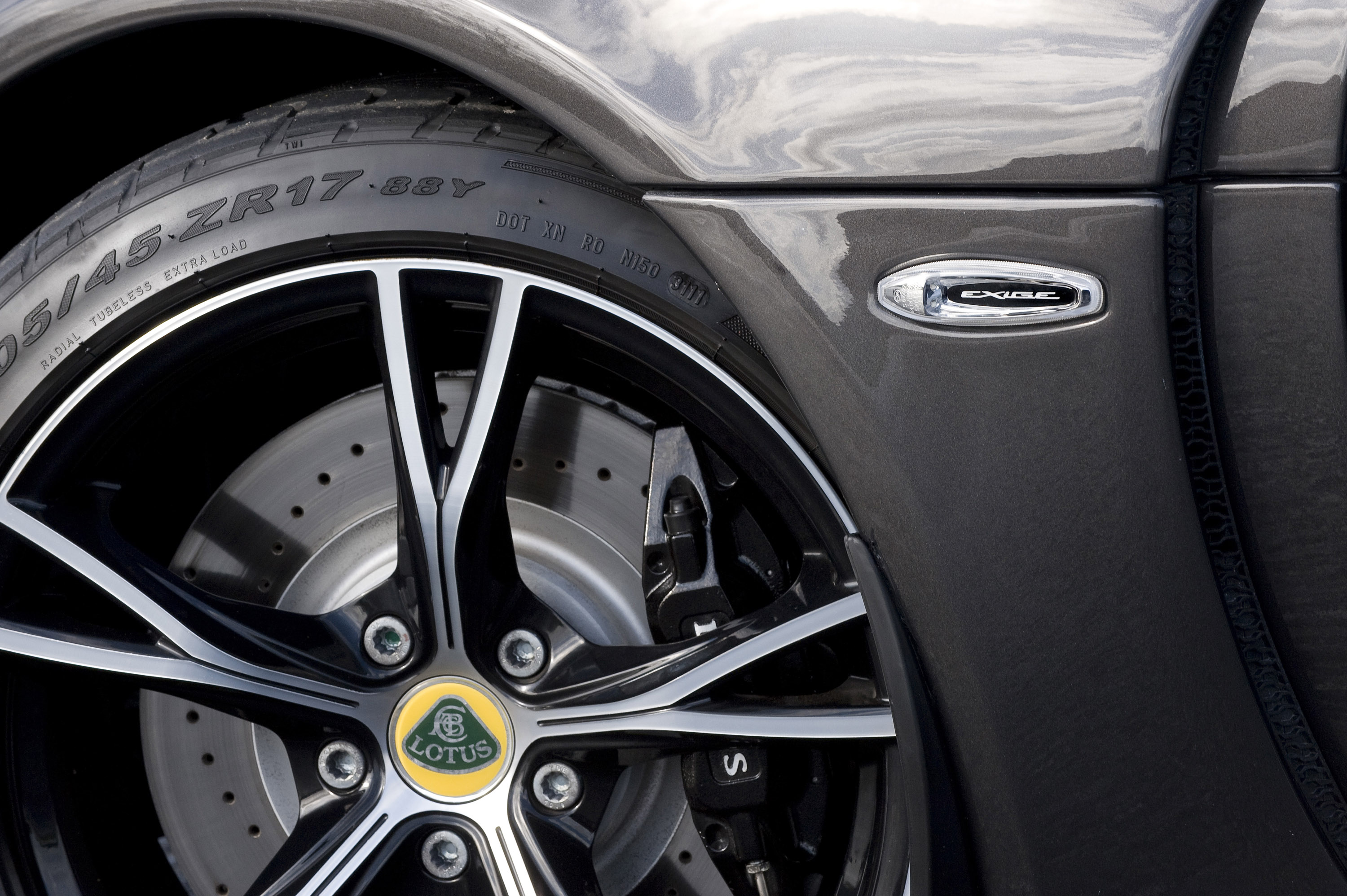 Lotus Exige S photo #65