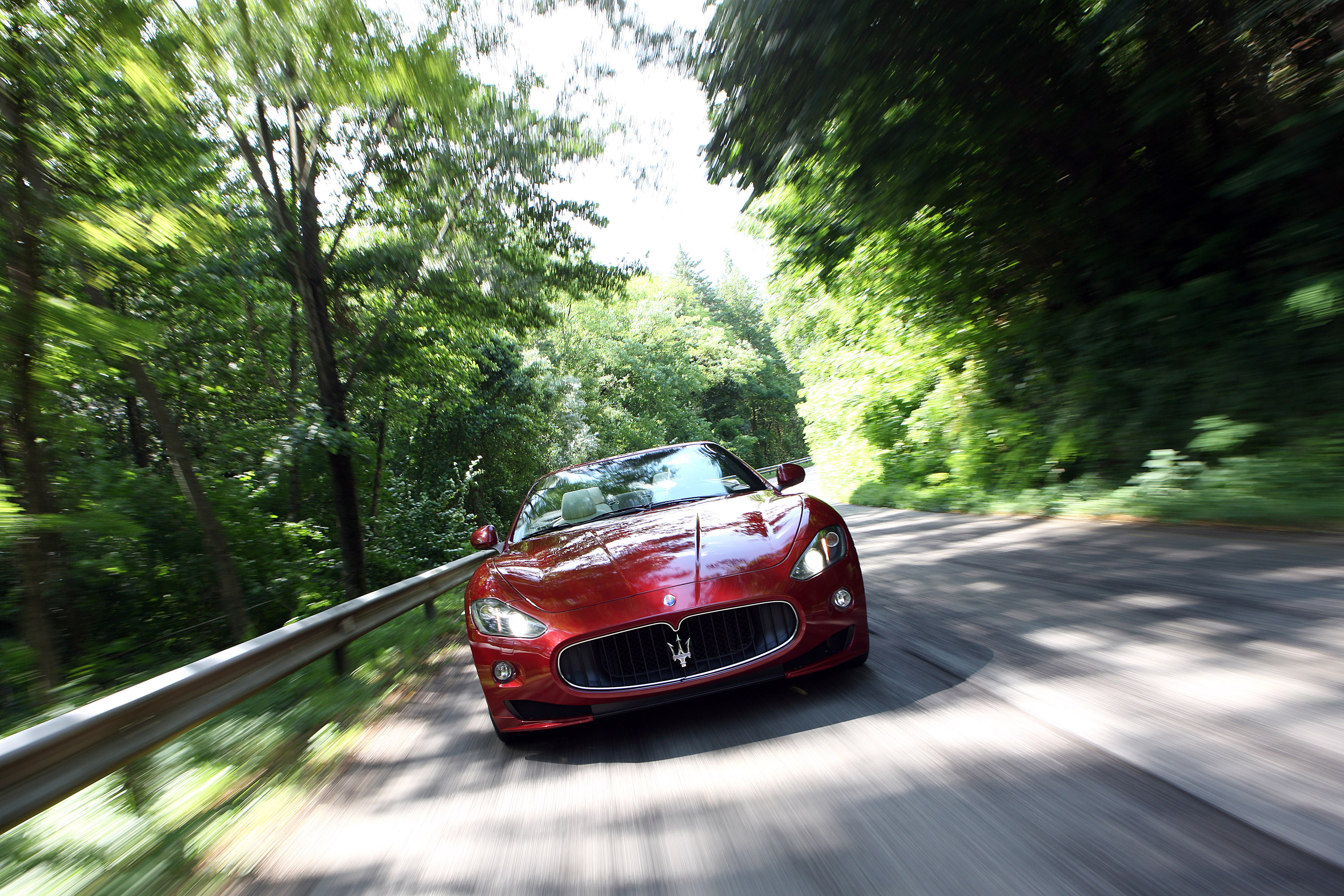Maserati GranCabrio Sport photo #17