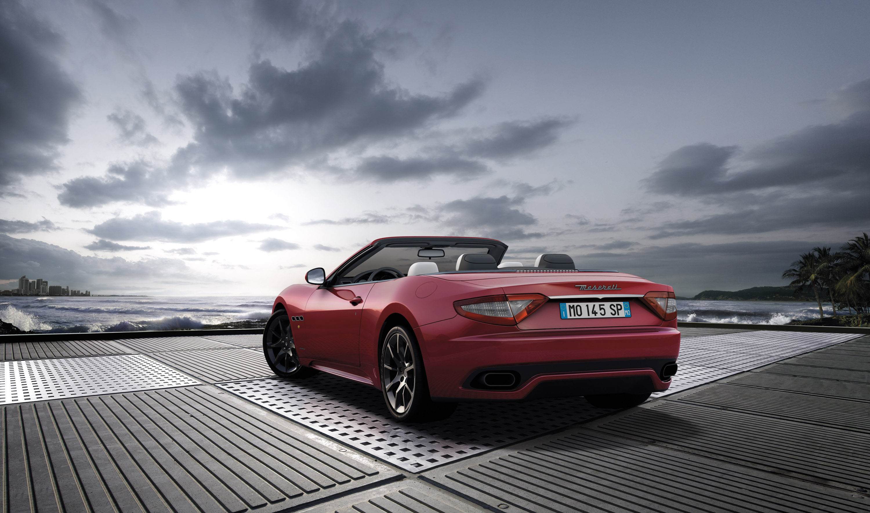 Maserati GranCabrio Sport photo #25
